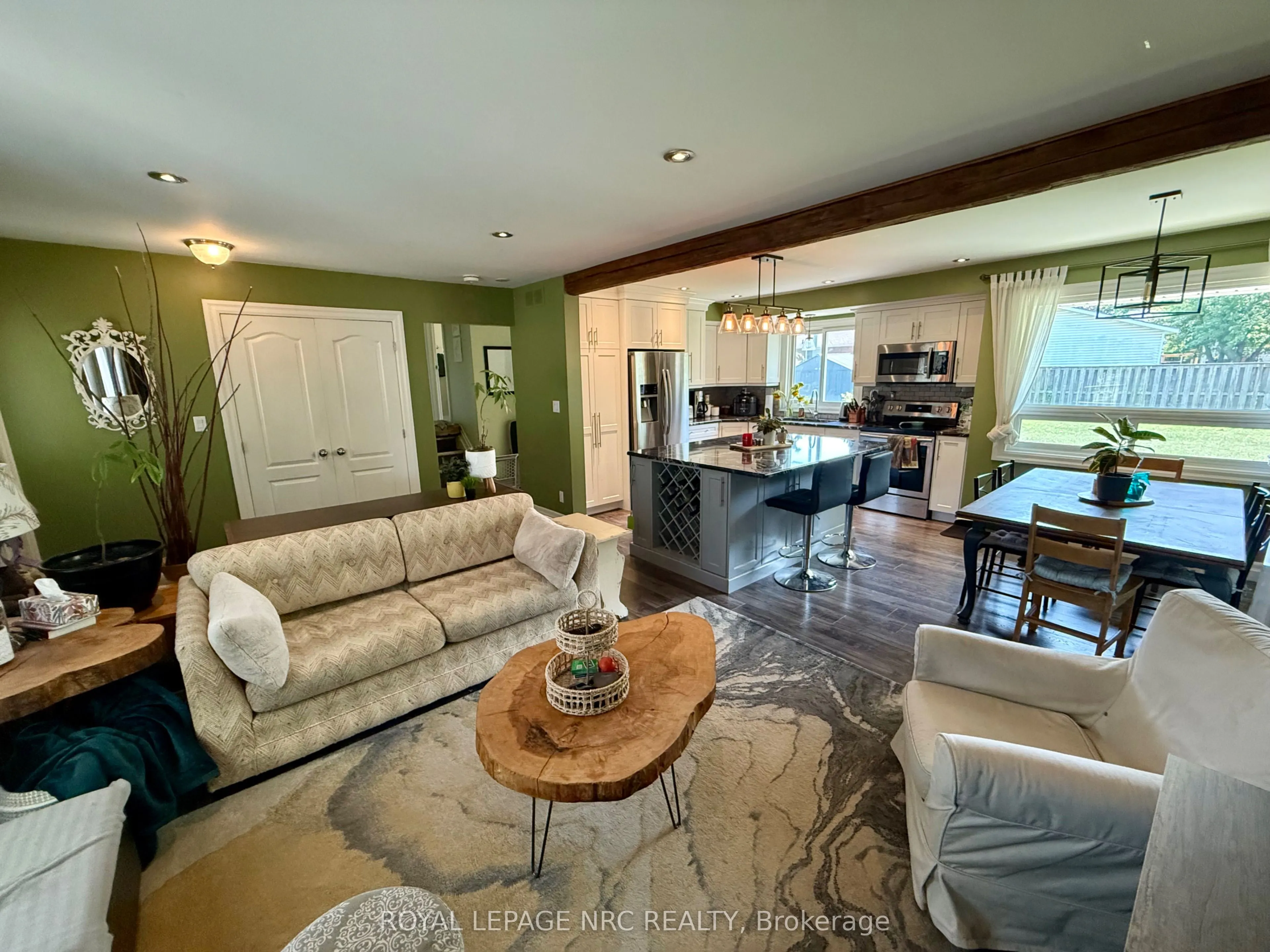 77 Woodlawn Road, #1