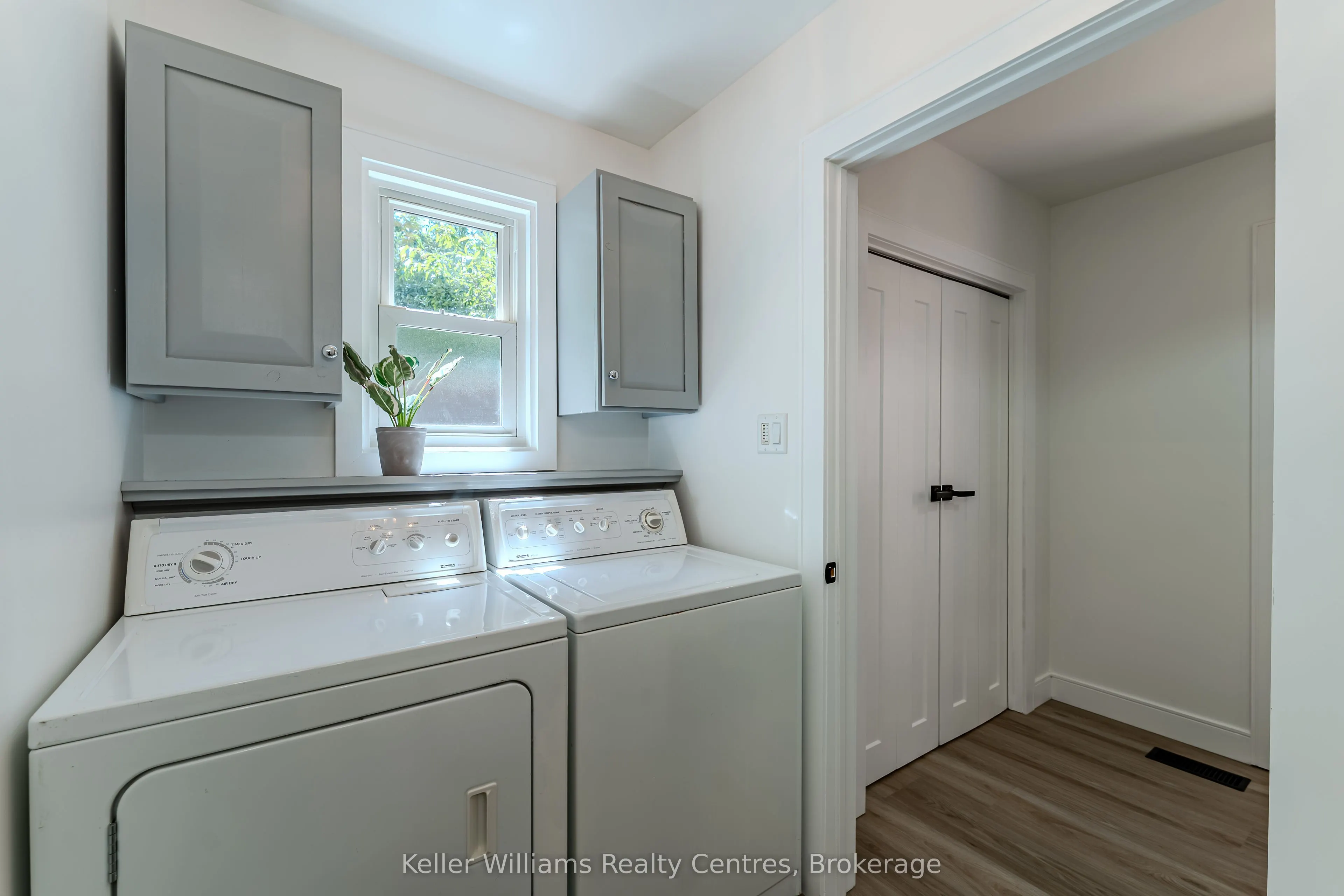 525 8th St A E
