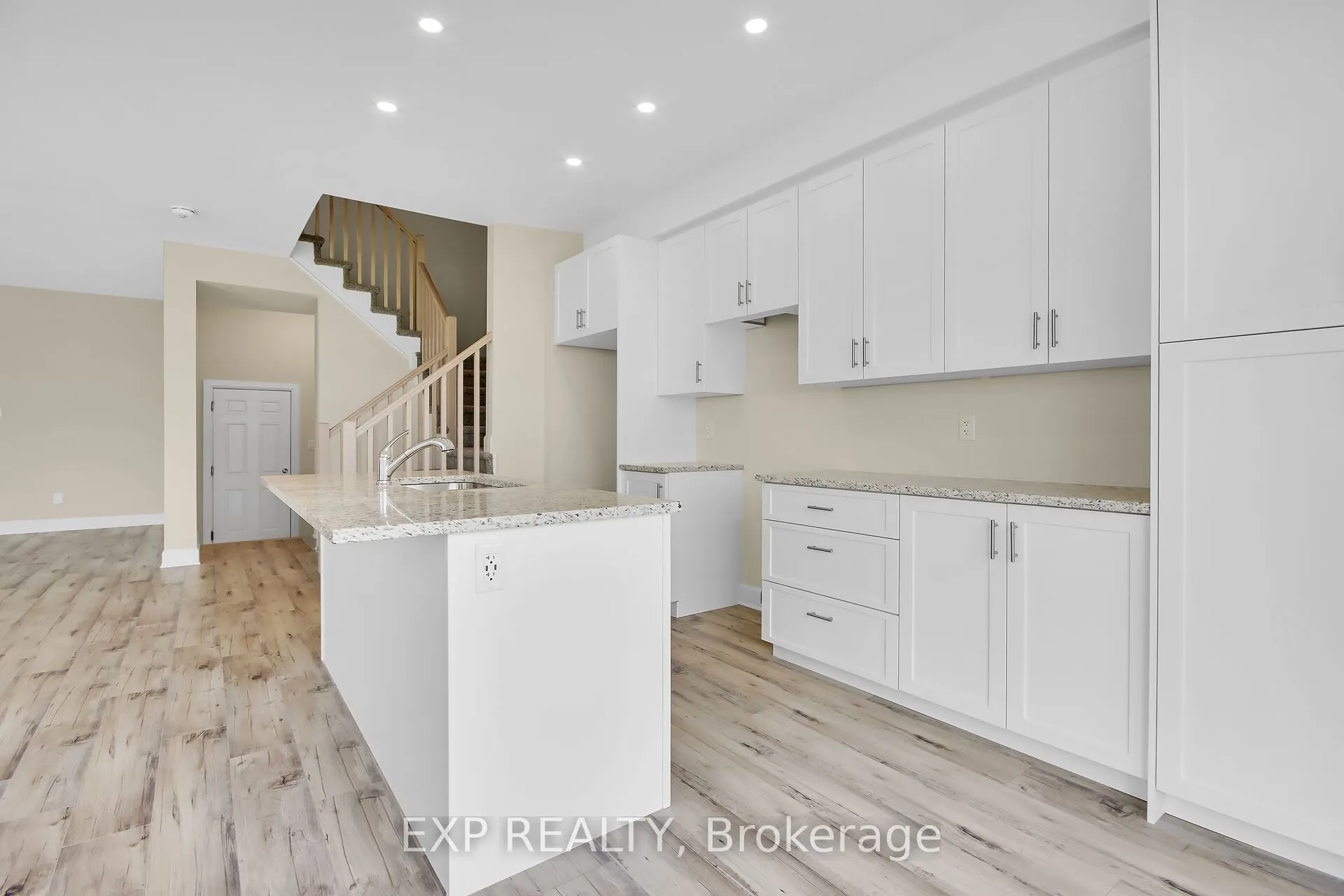 23 REYNOLDS Avenue