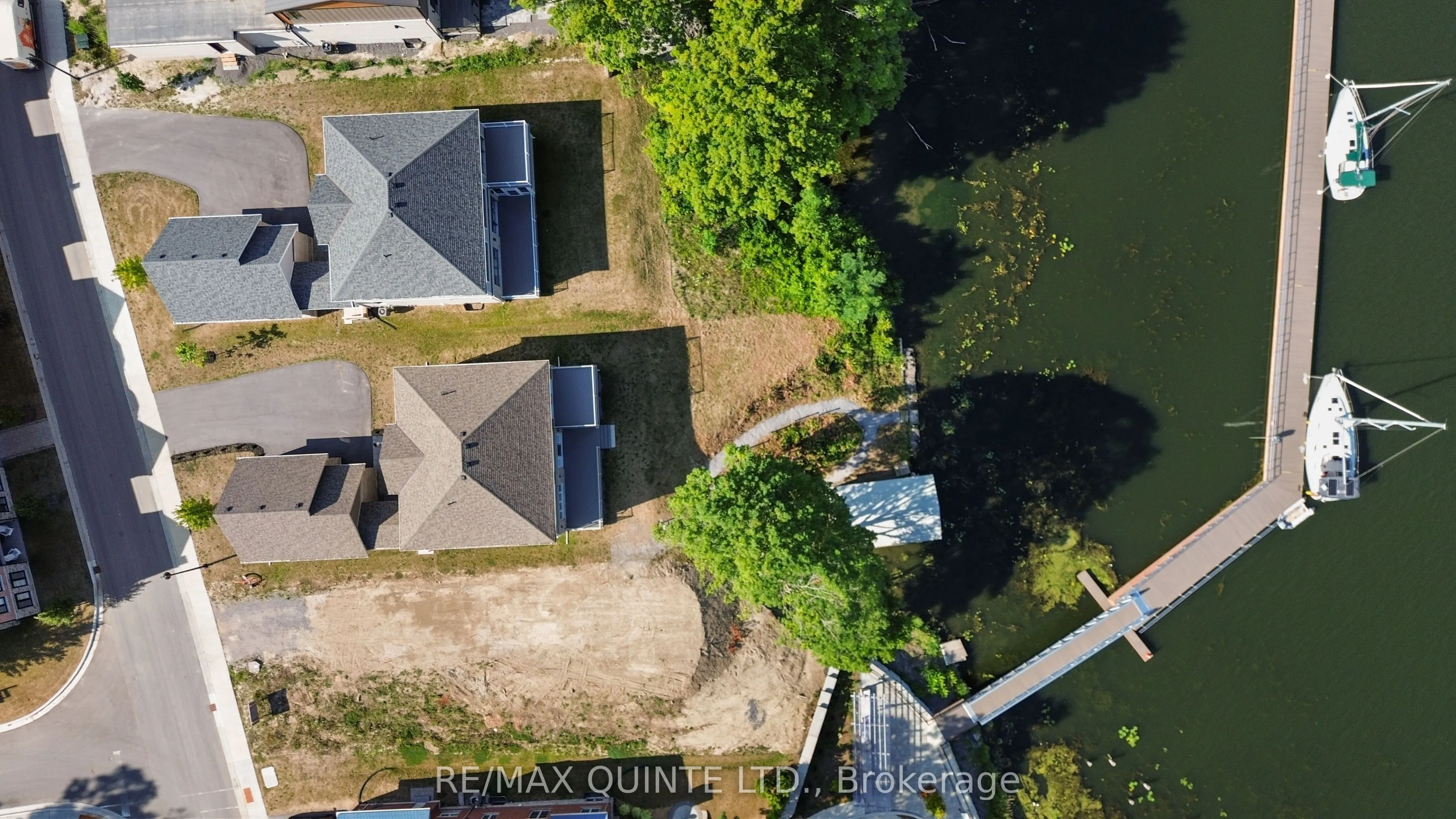 125 Villeneuve Drive