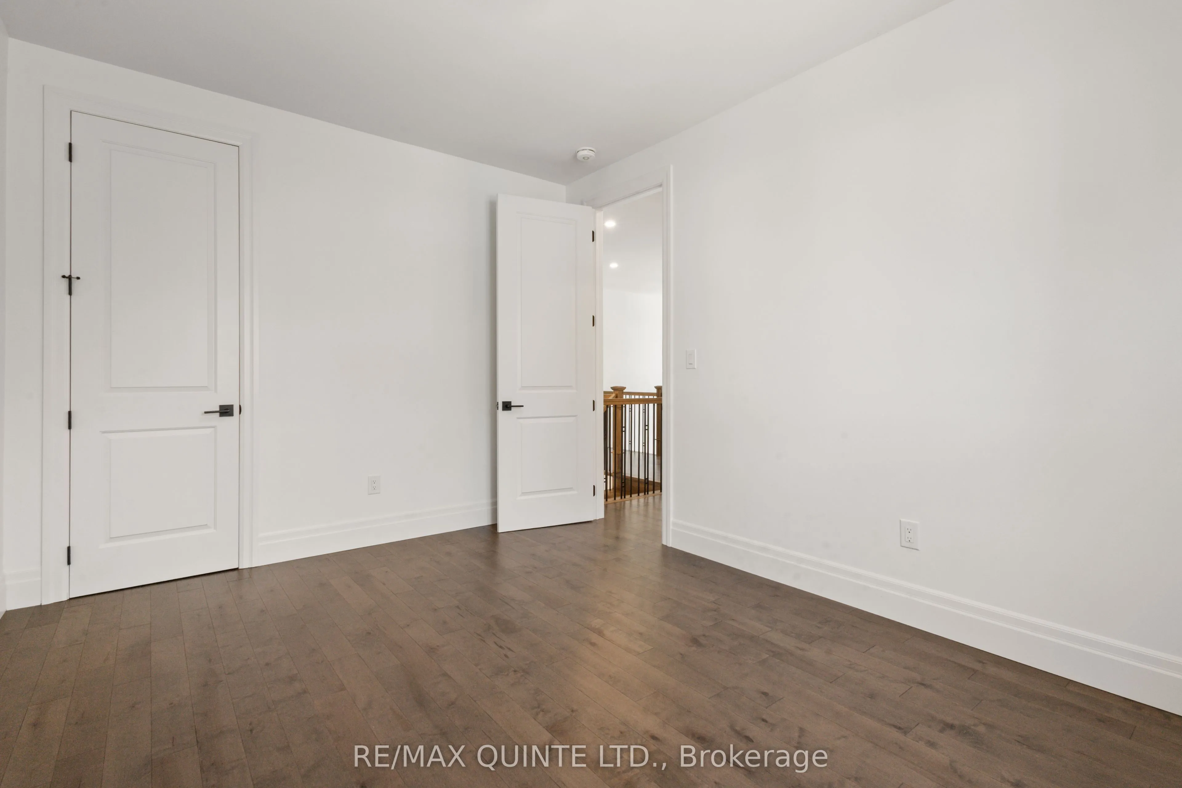 125 Villeneuve Drive