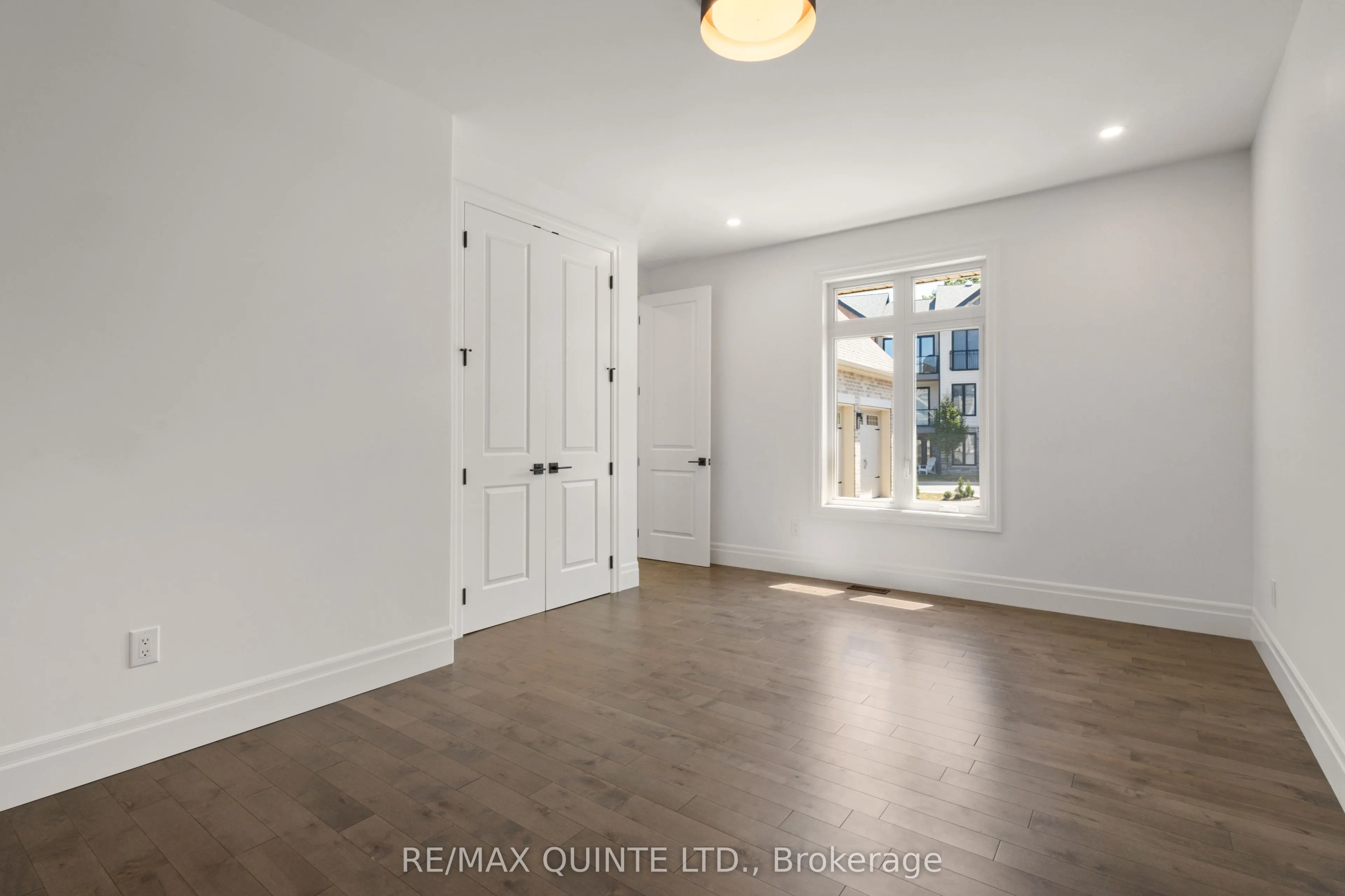 125 Villeneuve Drive