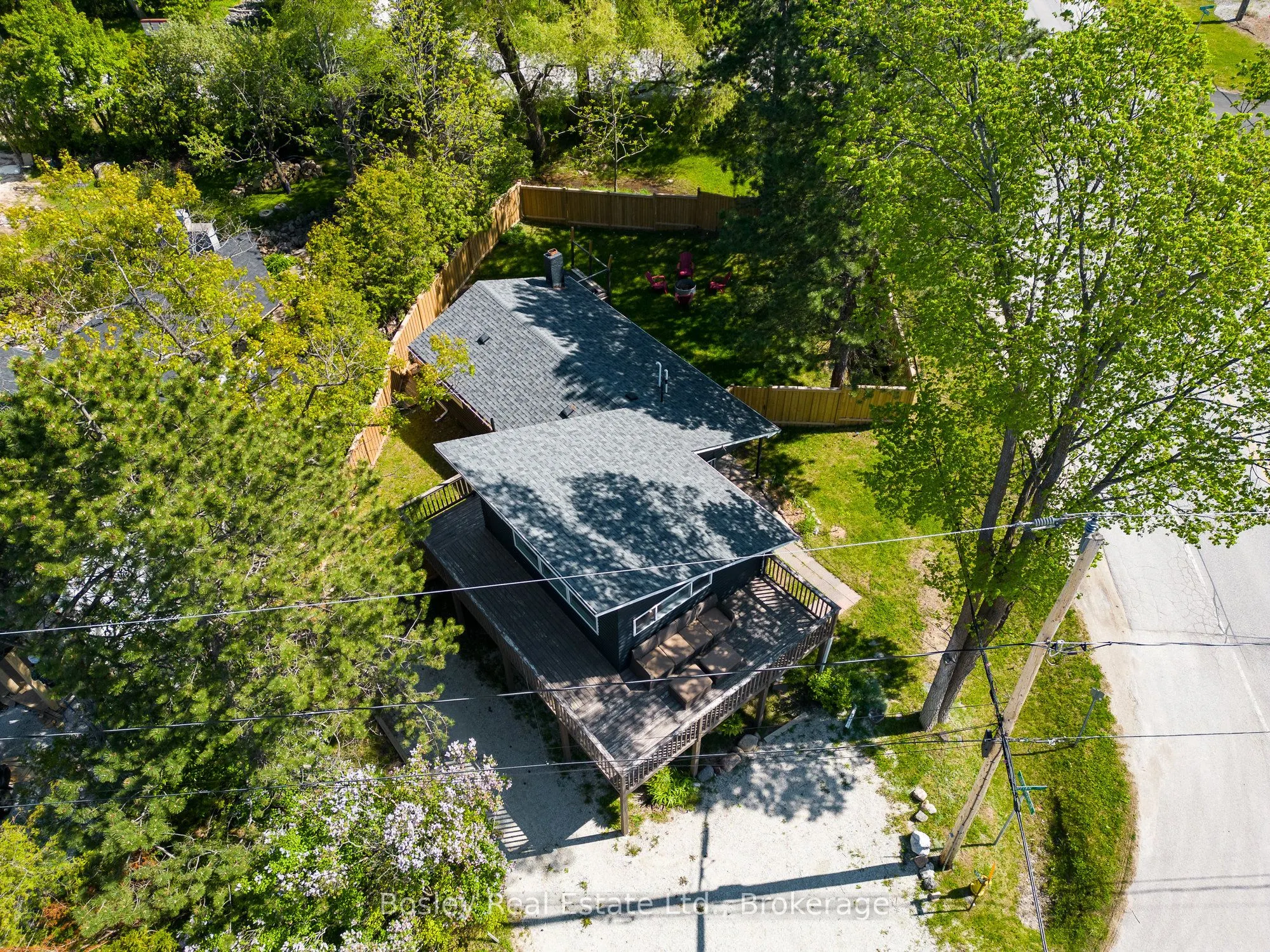 102 HELEN Street