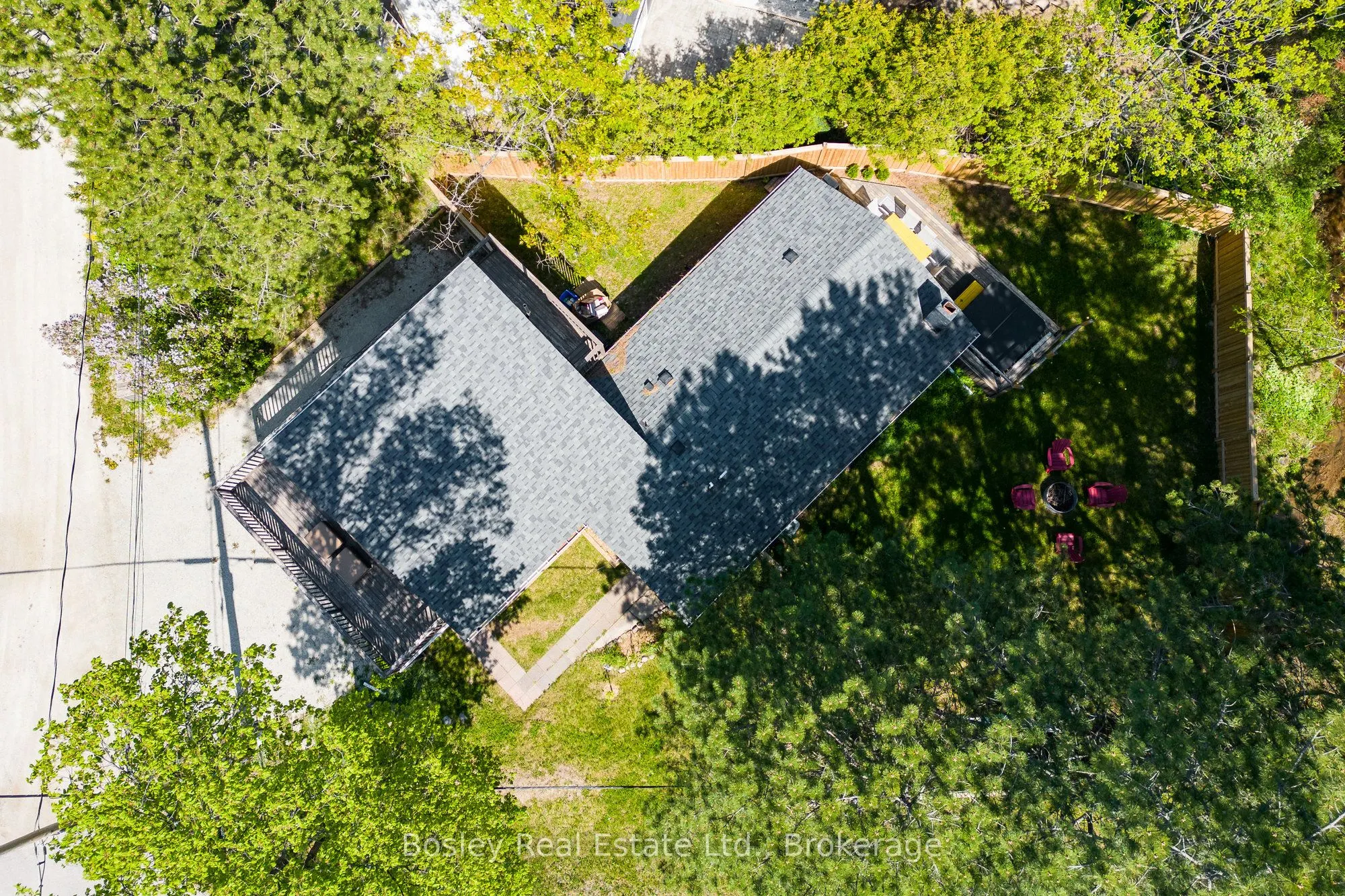 102 HELEN Street