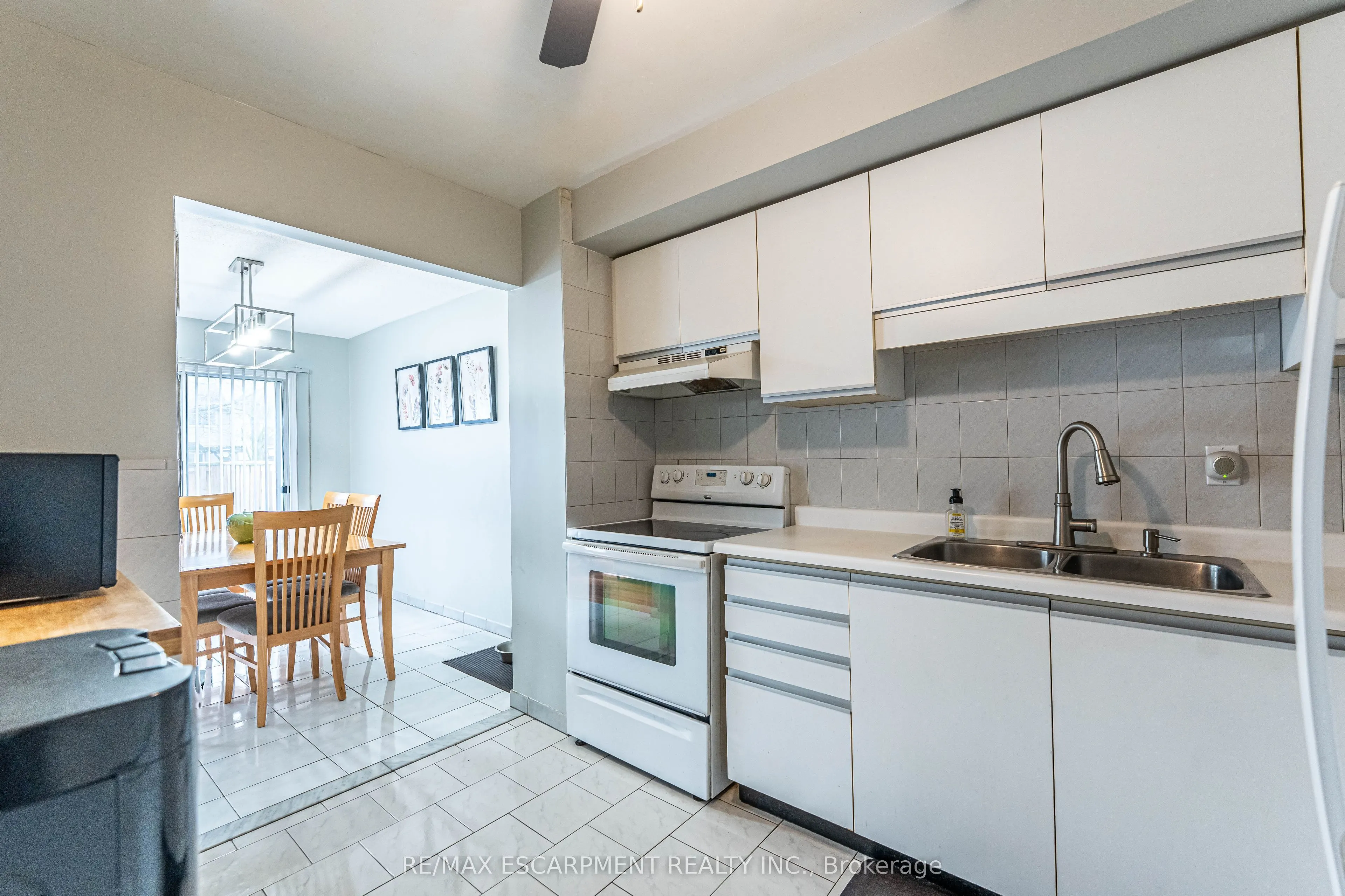 1 Royalwood Court, #55