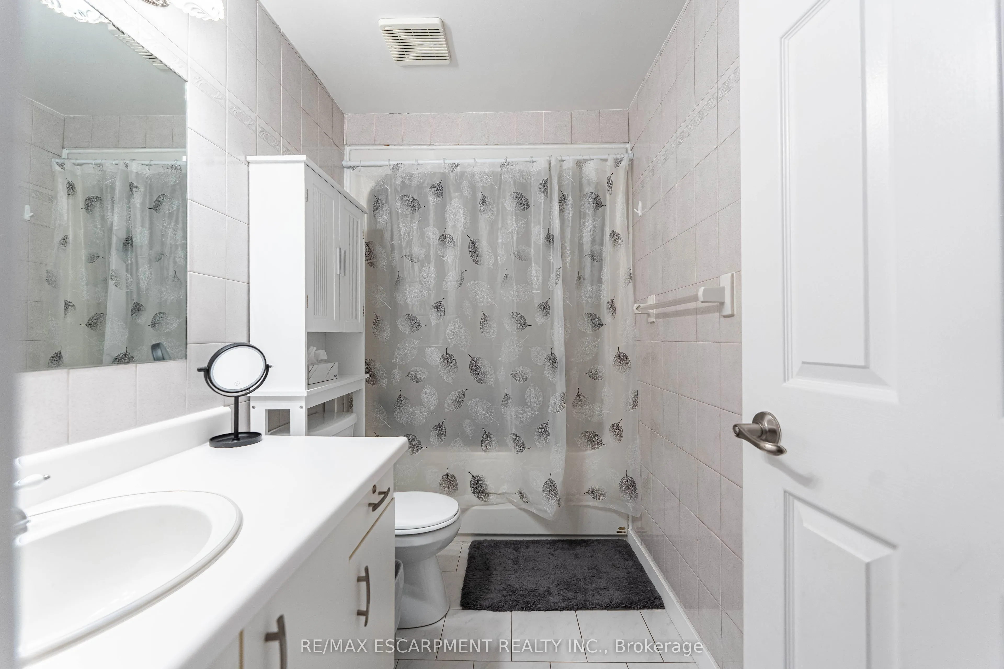 1 Royalwood Court, #55