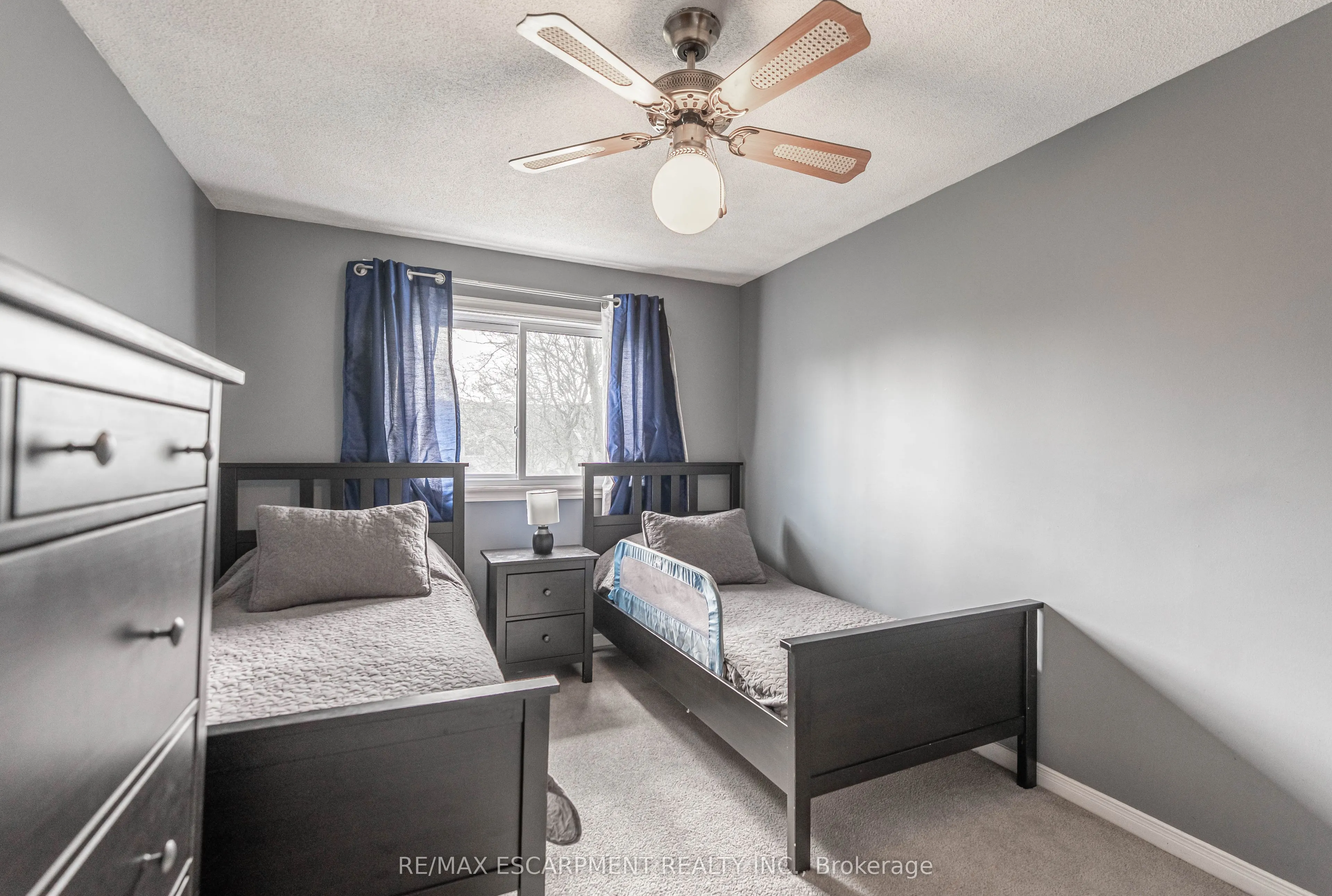 1 Royalwood Court, #55