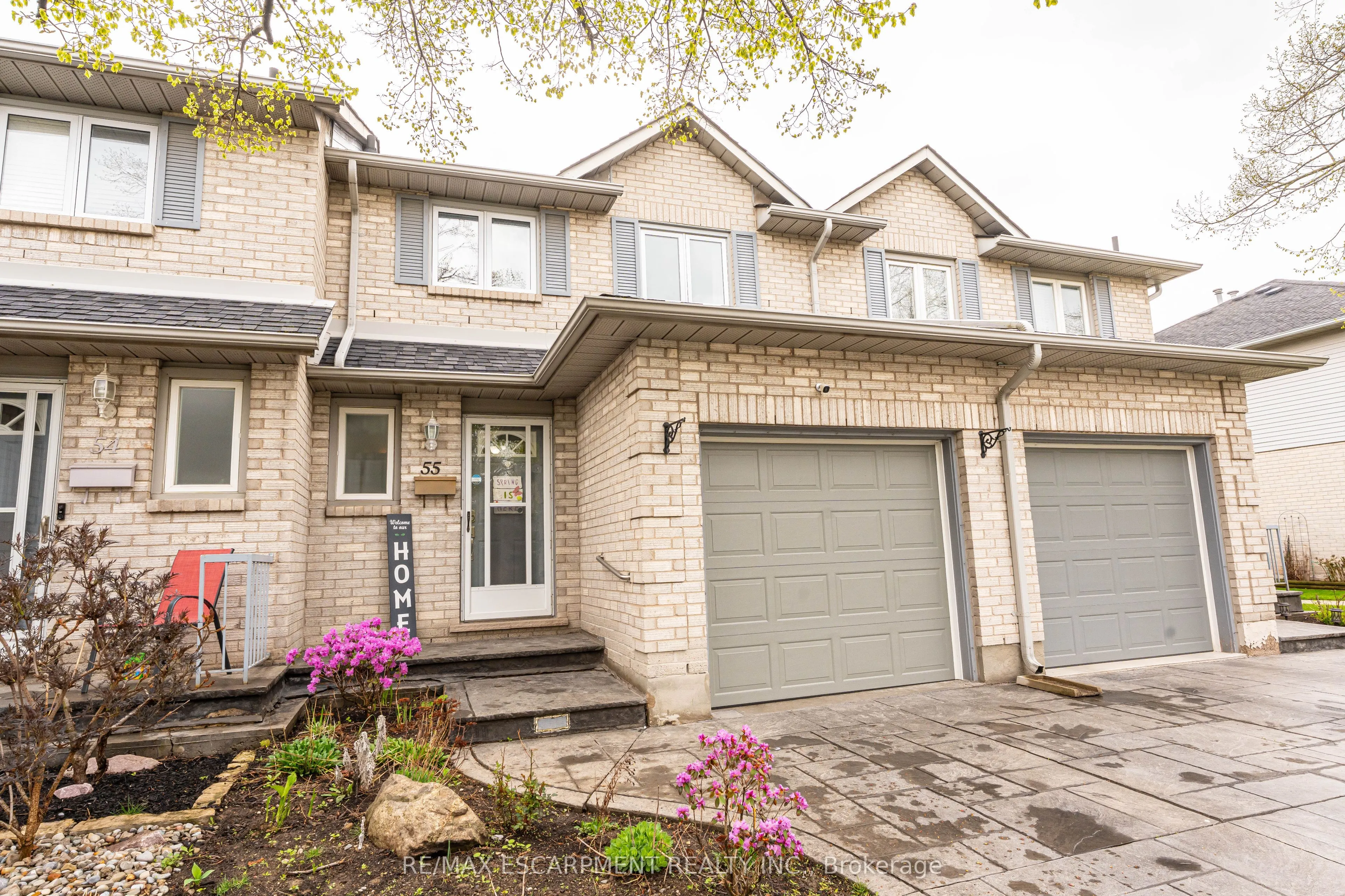 1 Royalwood Court, #55