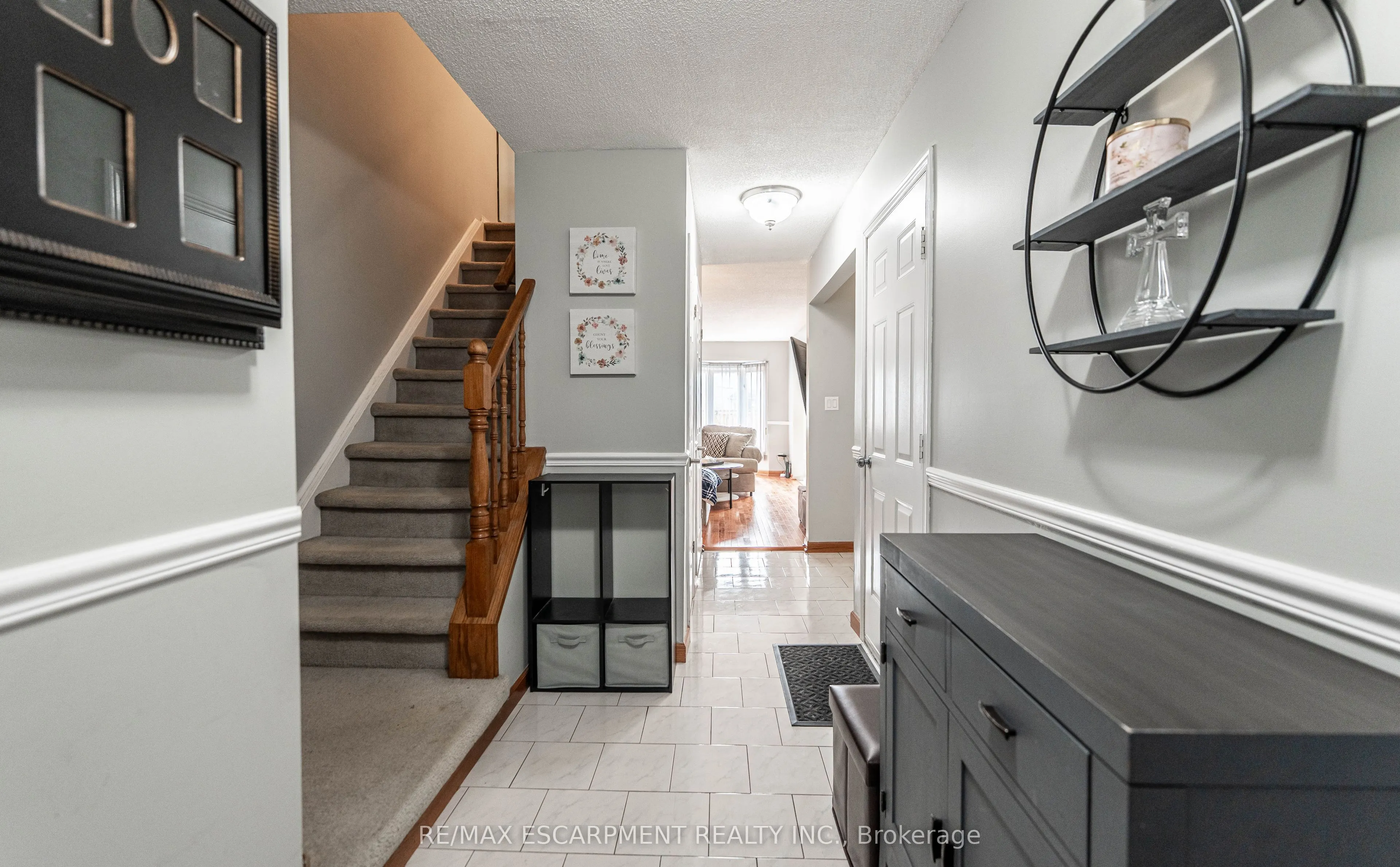 1 Royalwood Court, #55