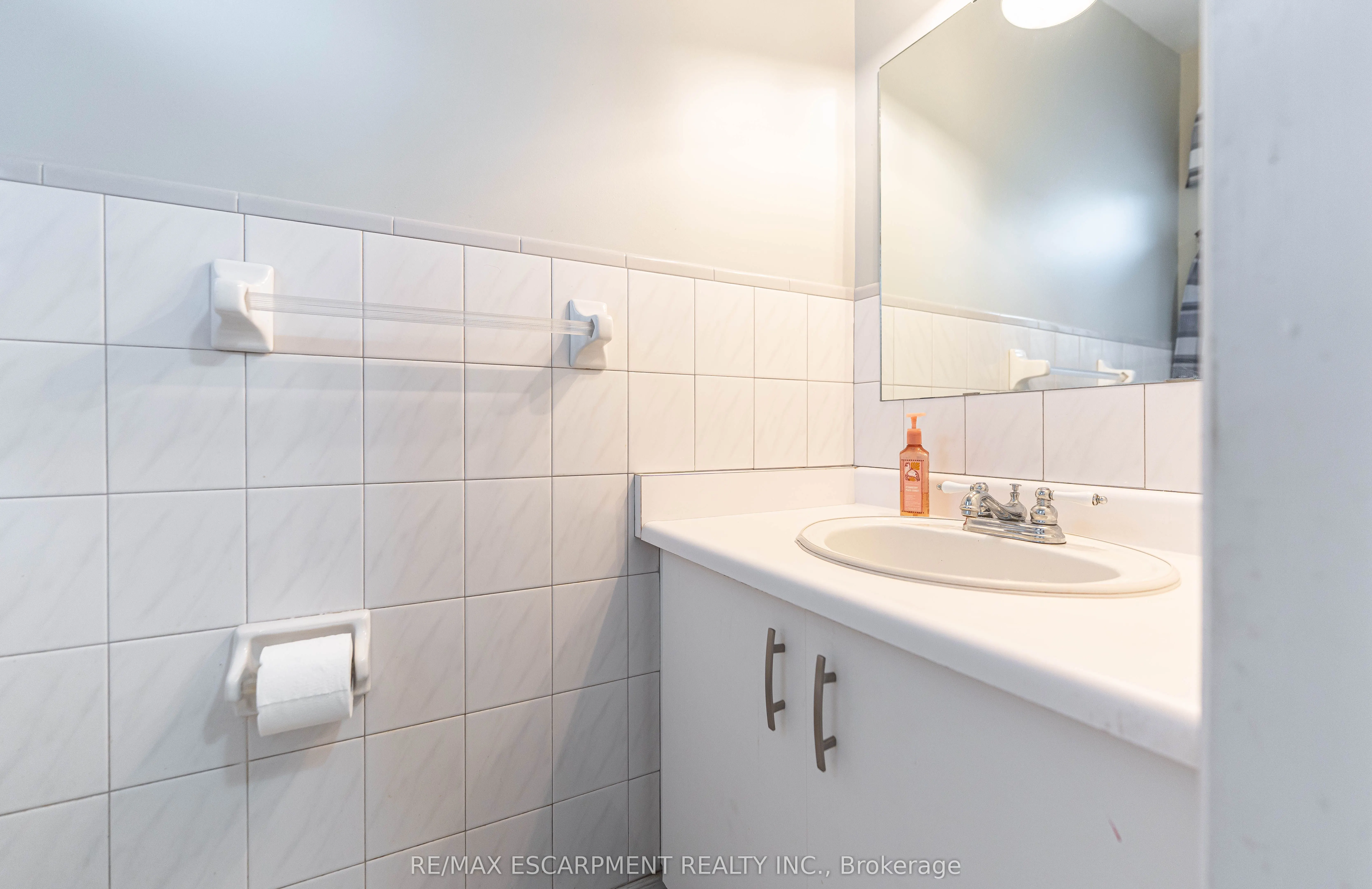 1 Royalwood Court, #55