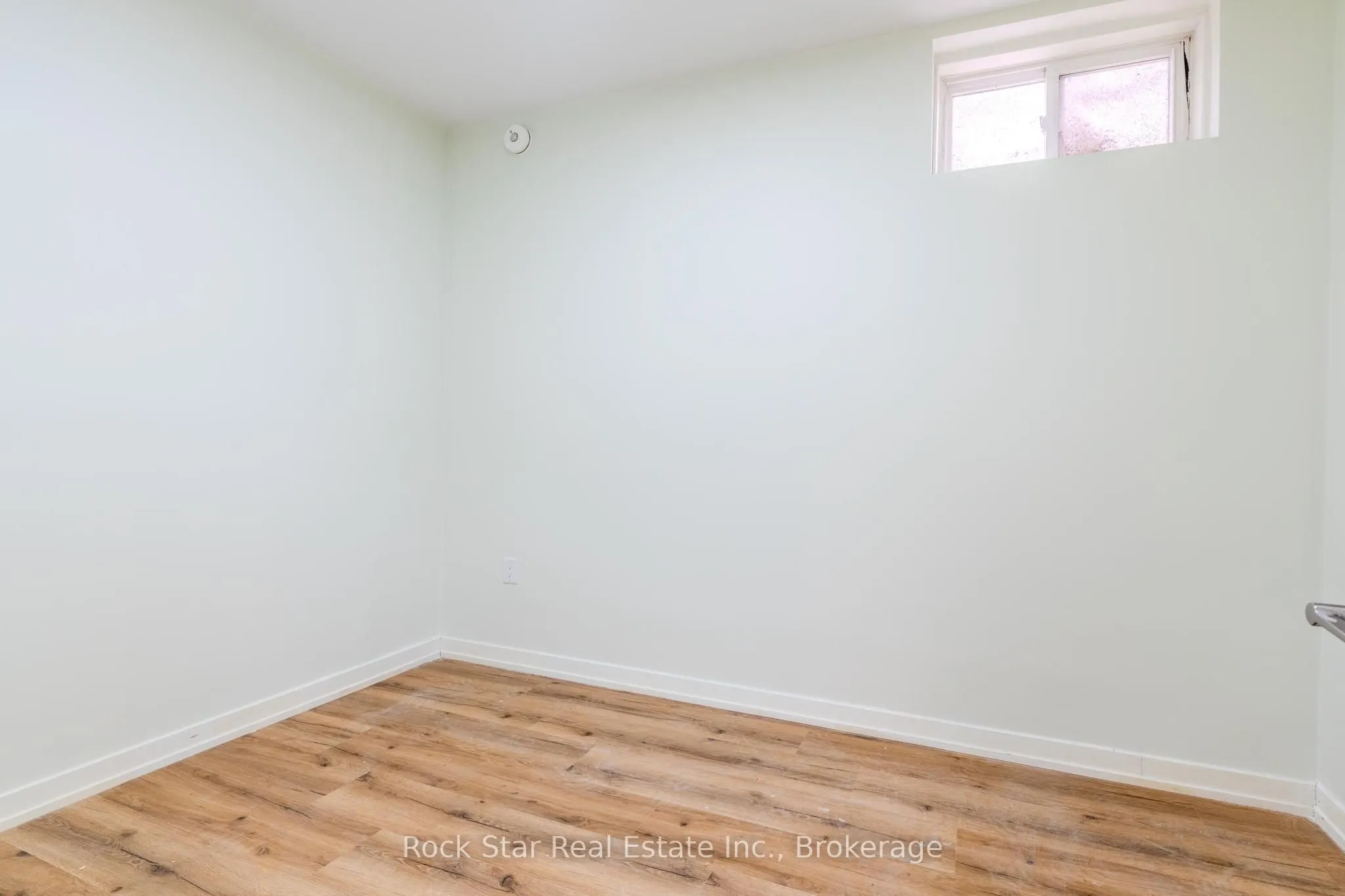108 Niagara Falls Road