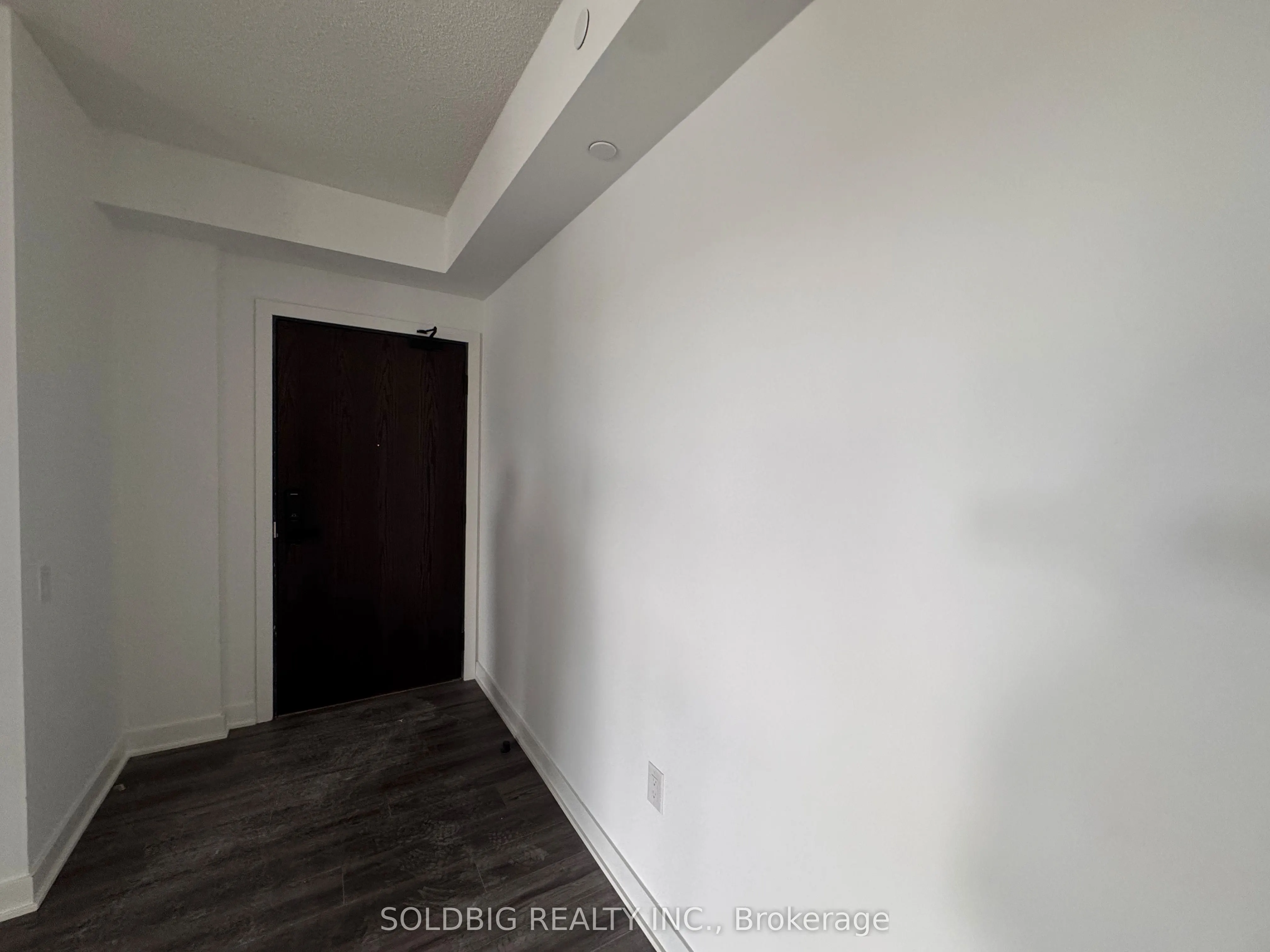 2872 Barton Street E, #917