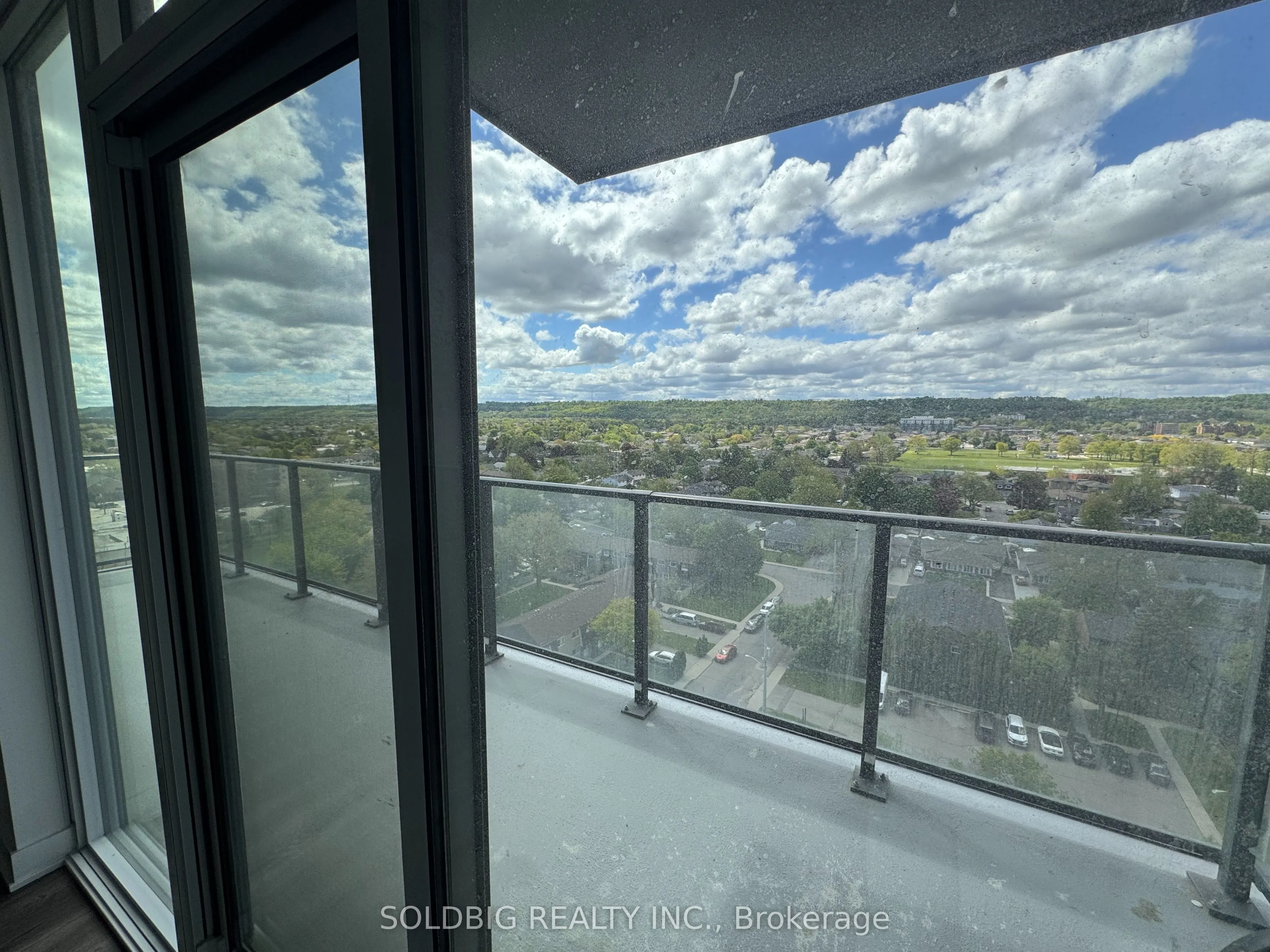 2872 Barton Street E, #917