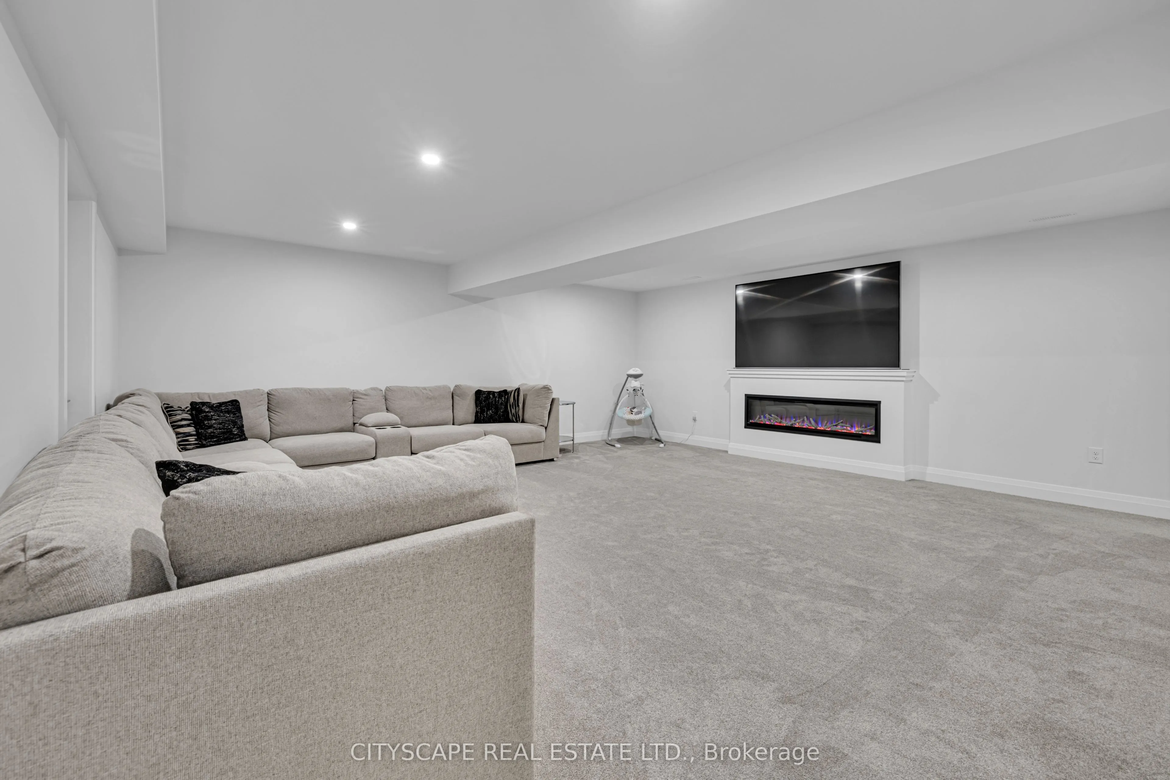 385 Matese Street