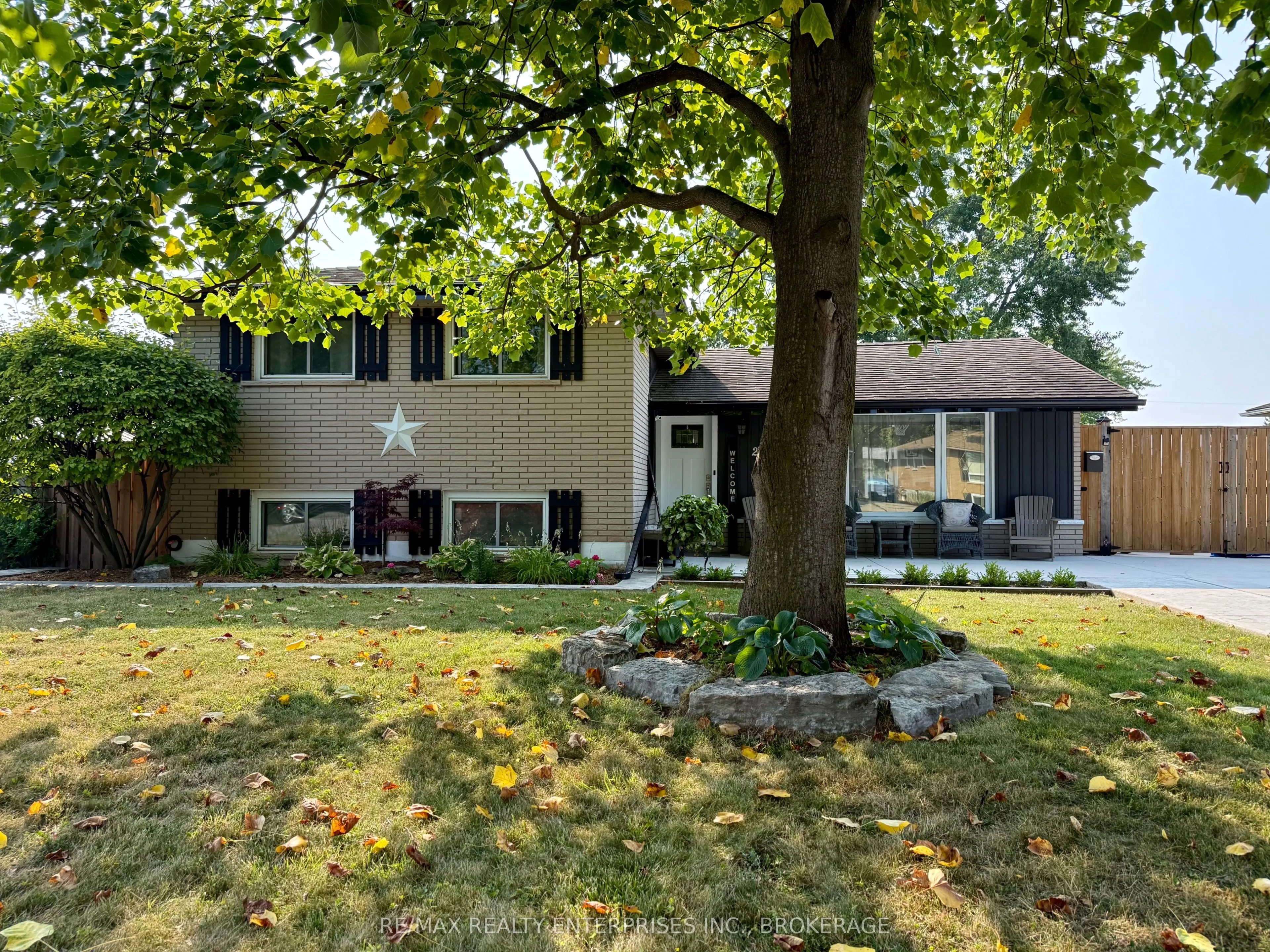 20 Karen Crescent