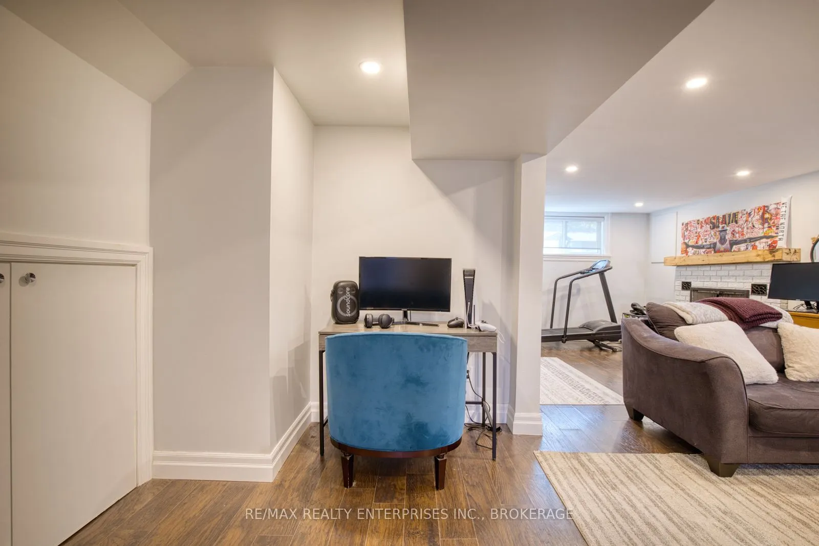 20 Karen Crescent