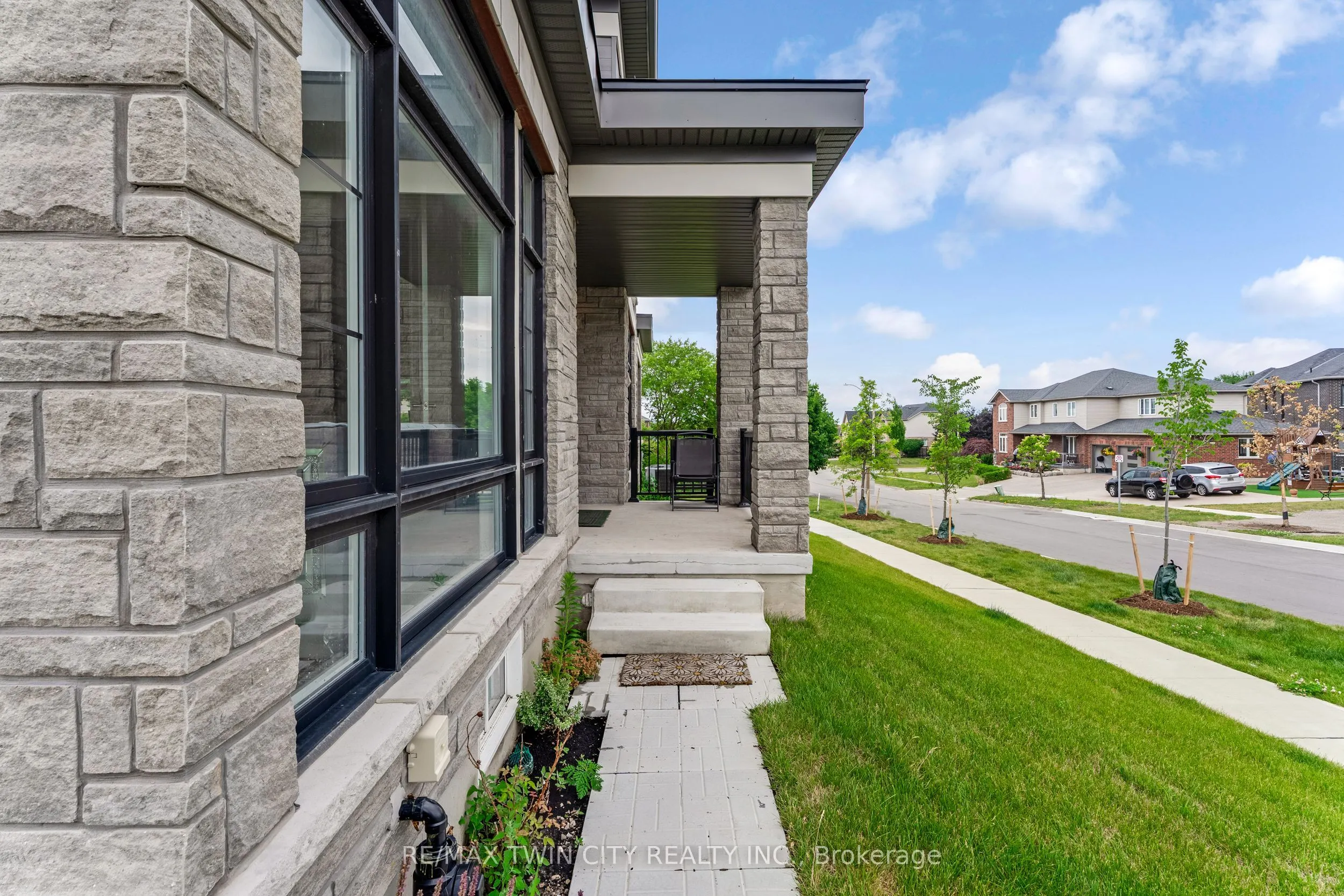 172 Blacklock Street