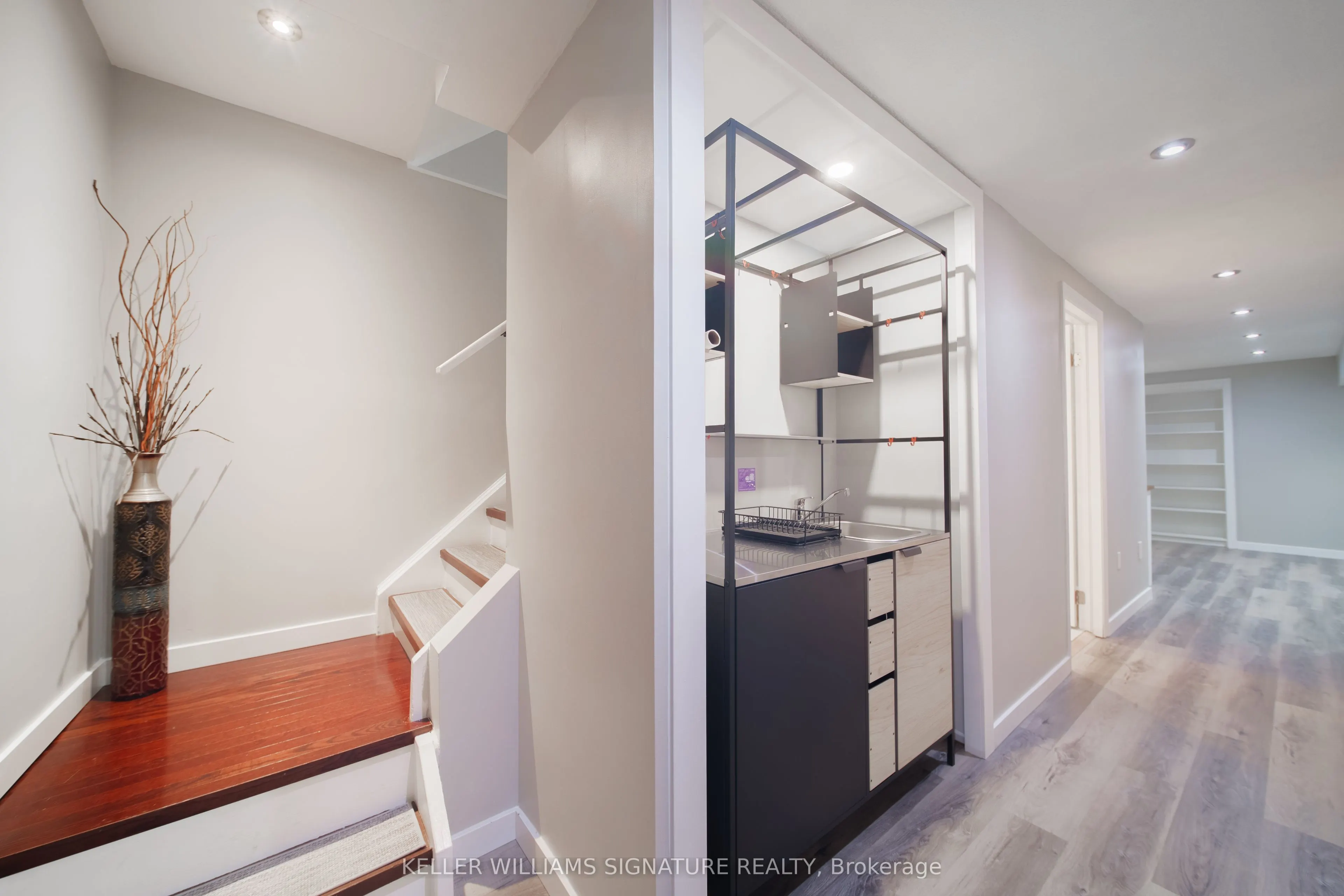 31 Book Road, #17