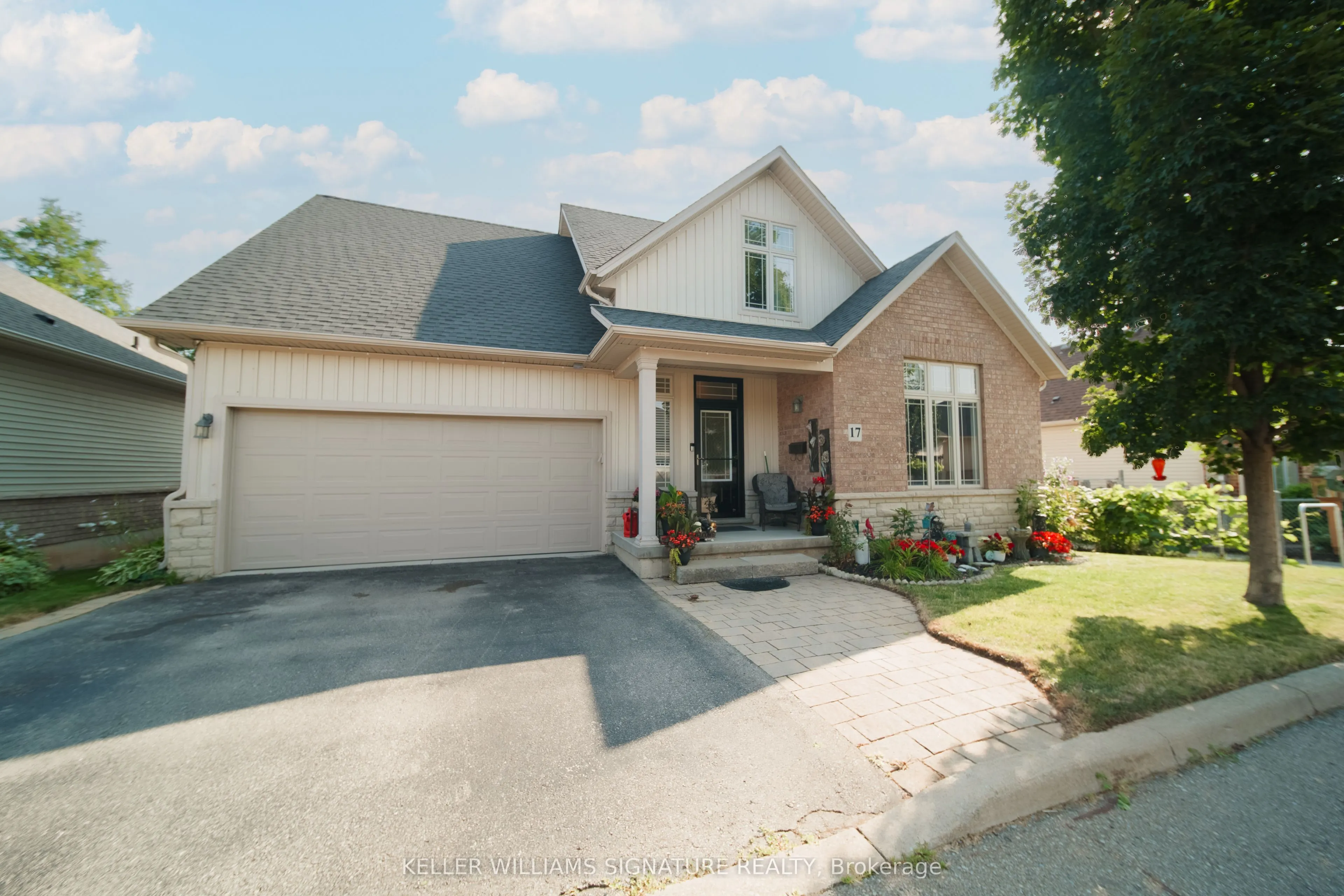 31 Book Road, #17