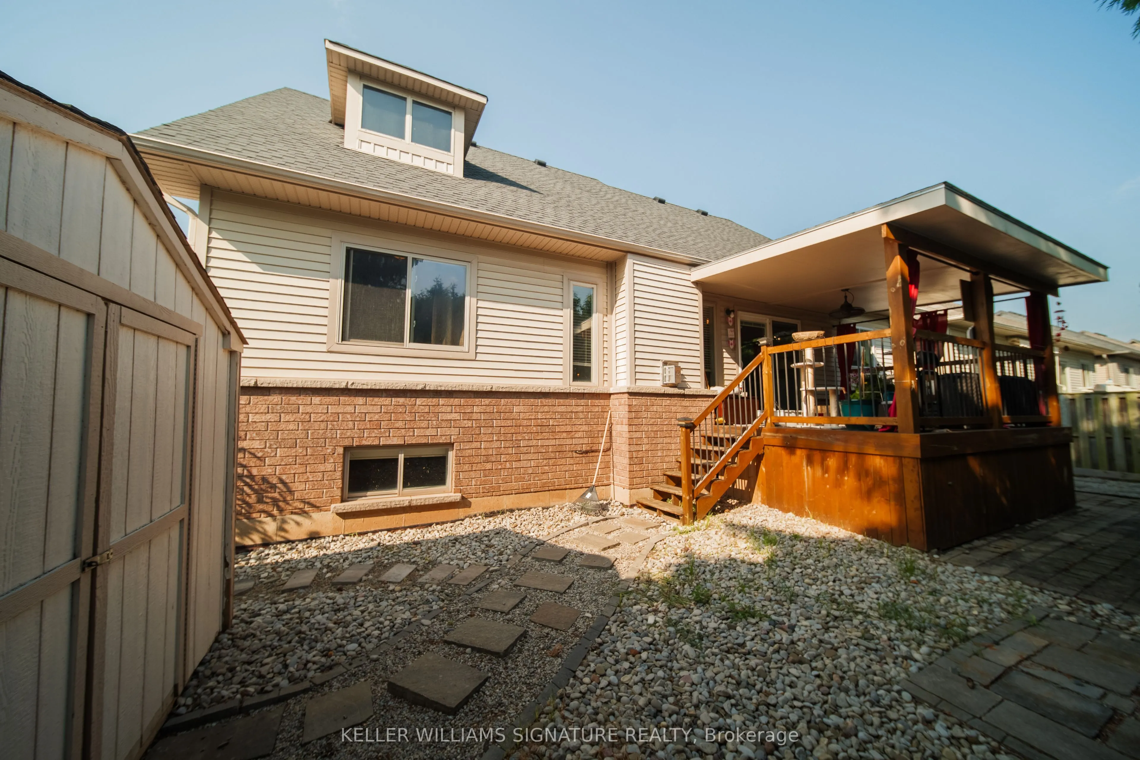 31 Book Road, #17