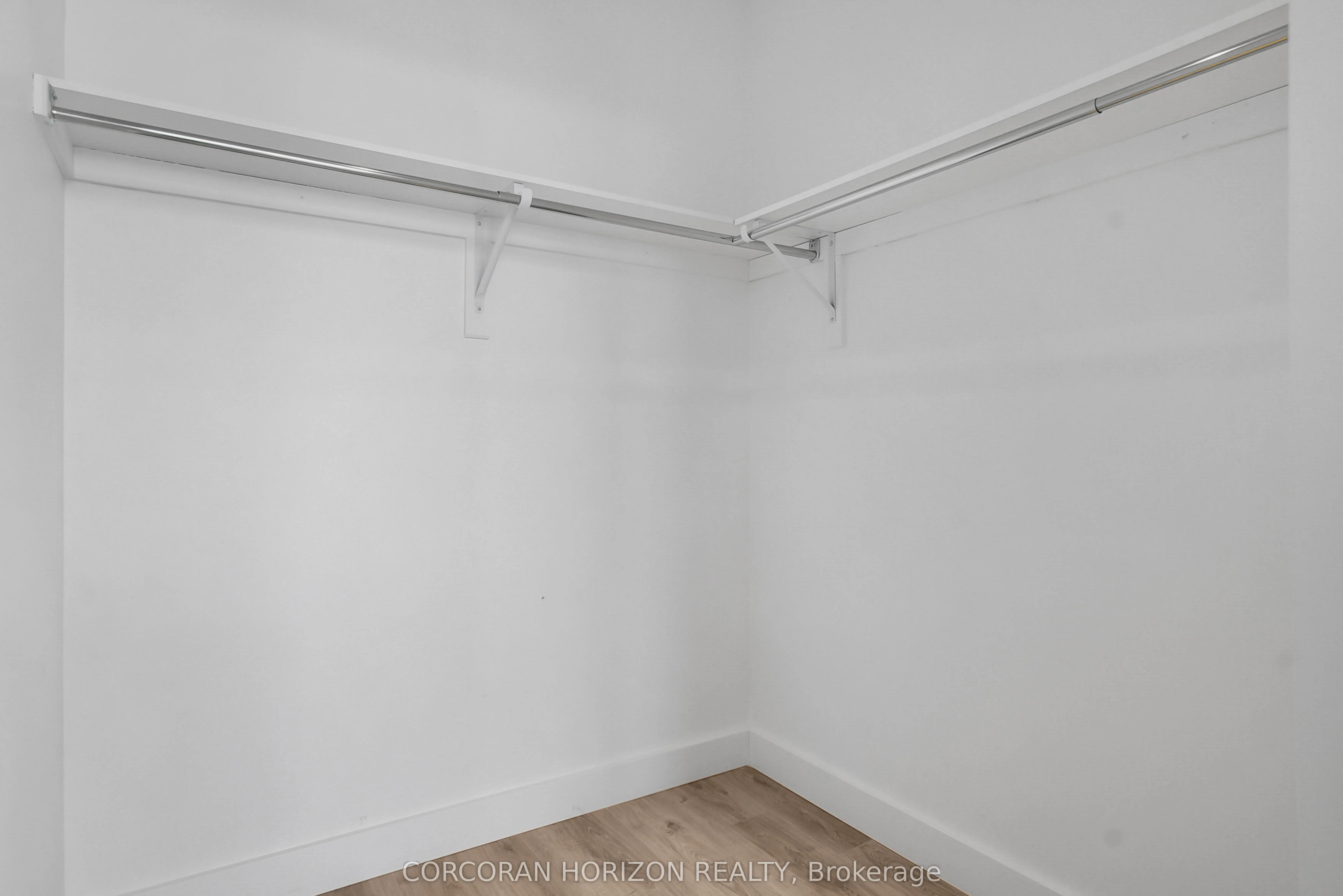 15 Glebe Street, #710