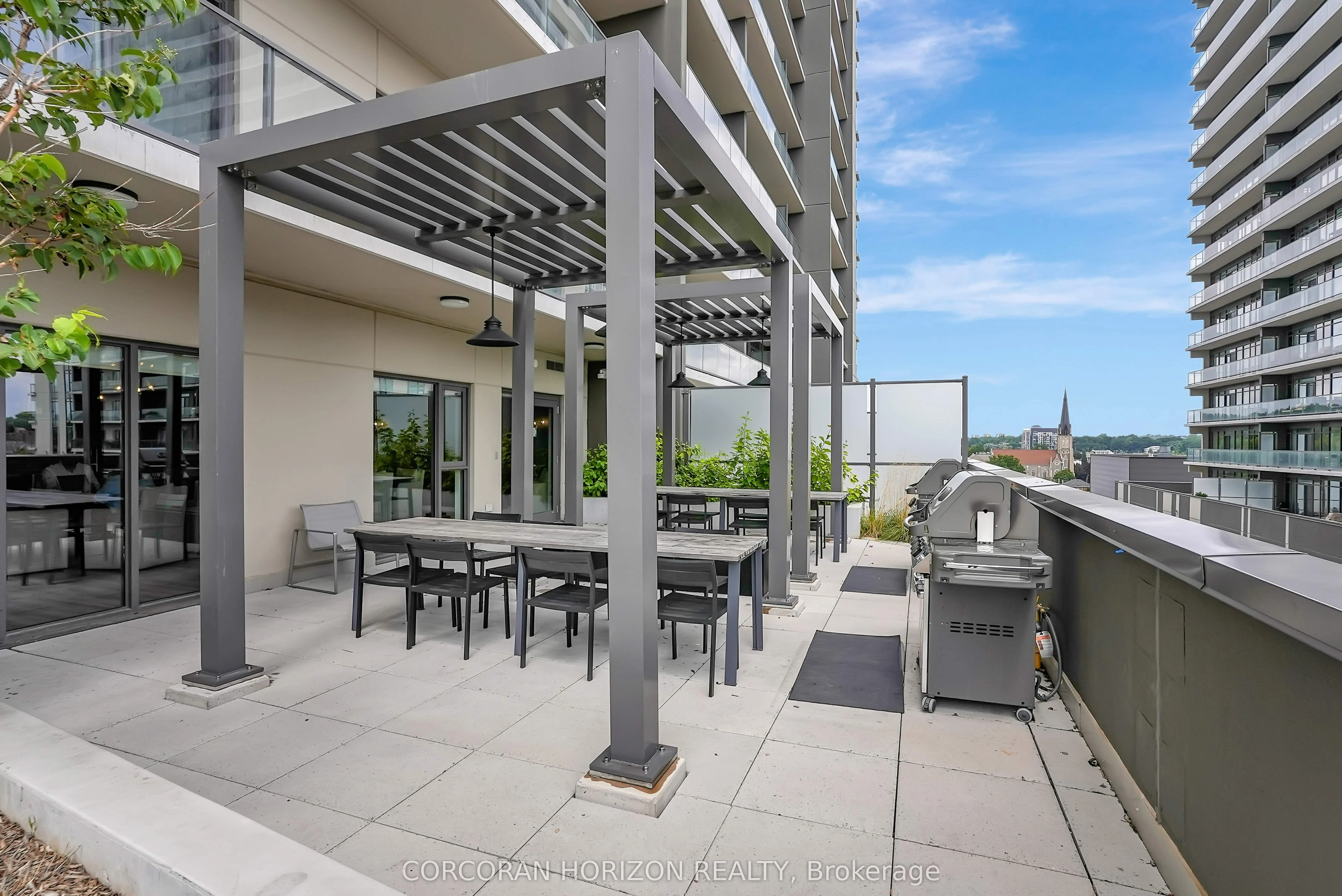 15 Glebe Street, #710