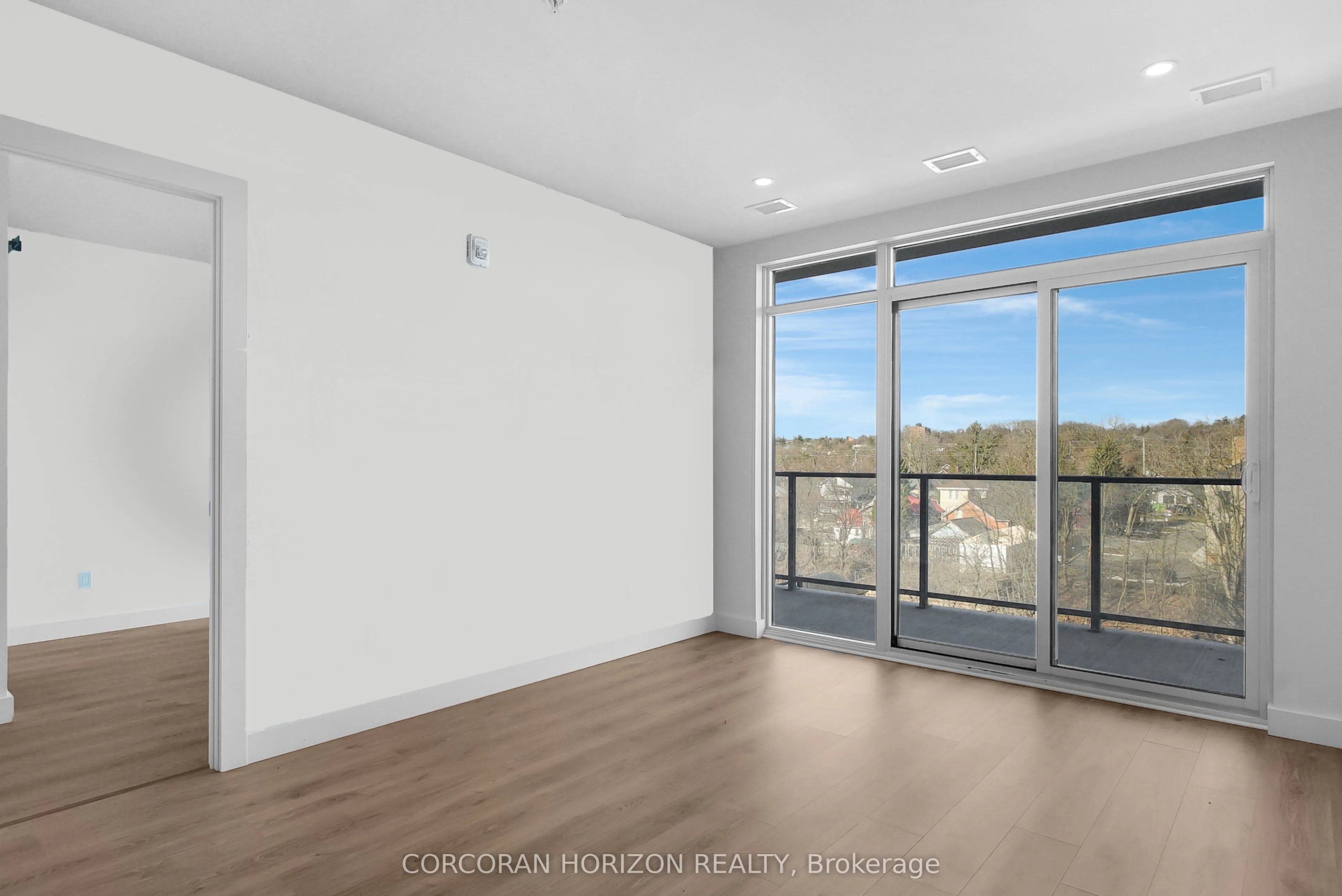 15 Glebe Street, #710