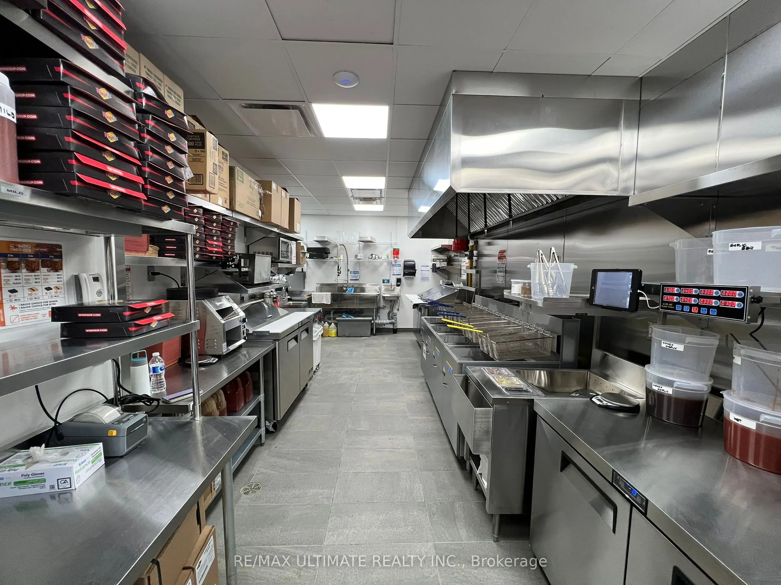 1135 LANSDOWNE Street W, #2A