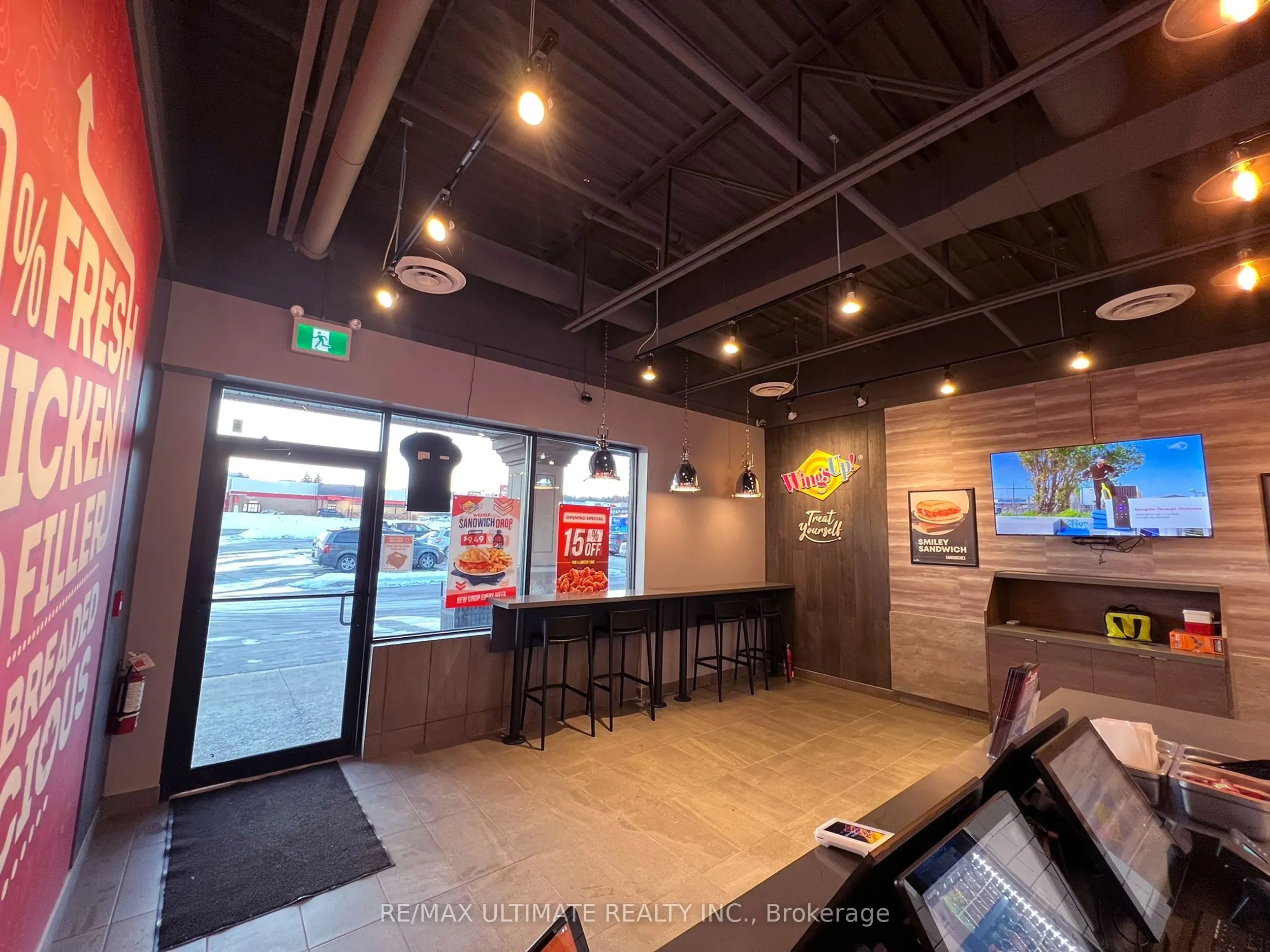 1135 LANSDOWNE Street W, #2A