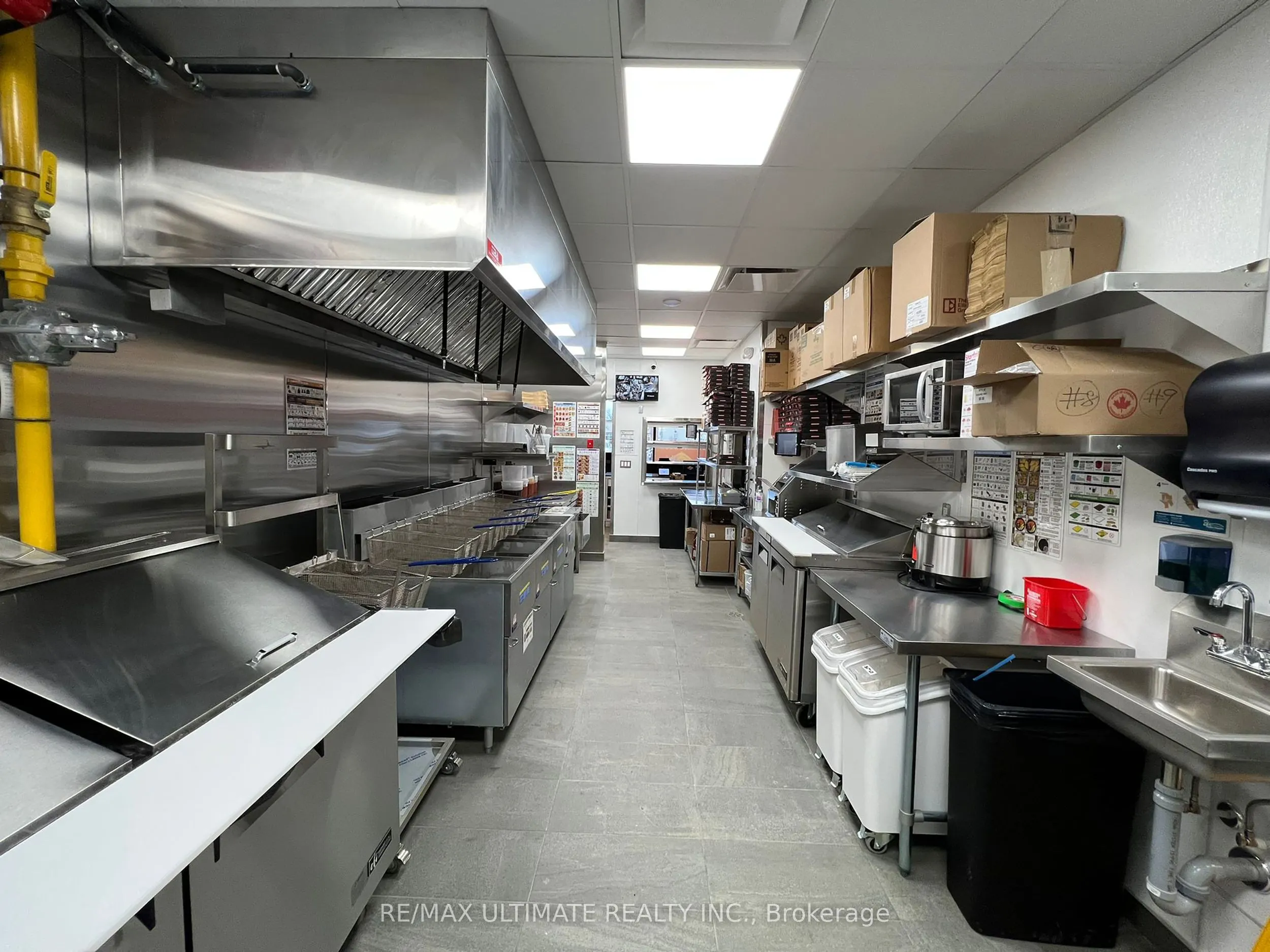 1135 LANSDOWNE Street W, #2A