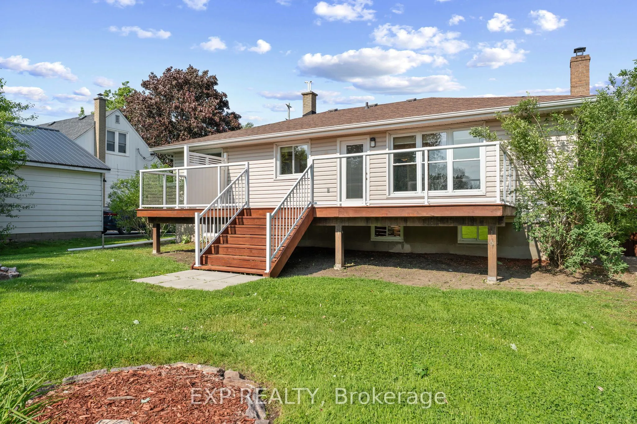 450 Coronation Boulevard