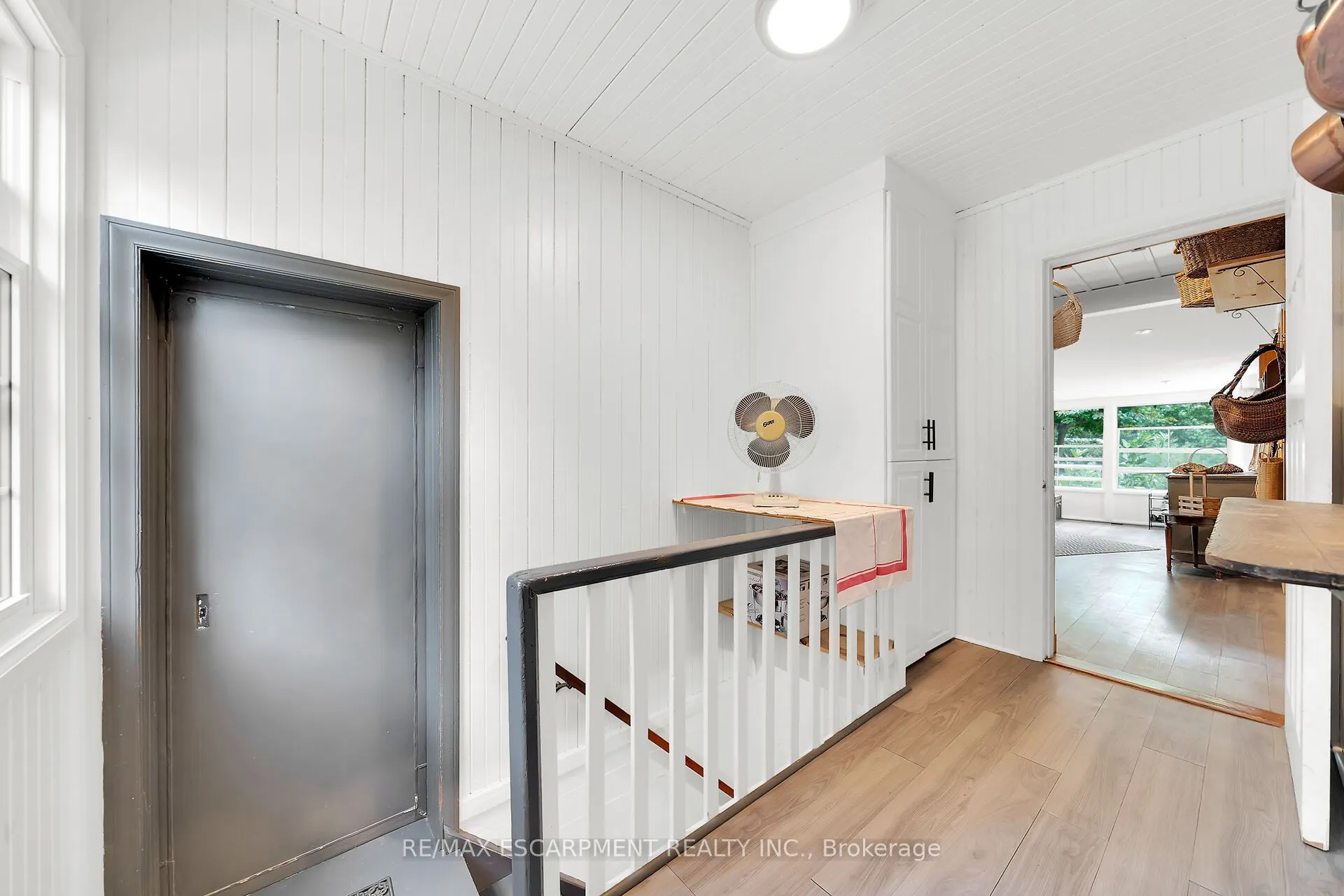 14 SIMCOE Boulevard