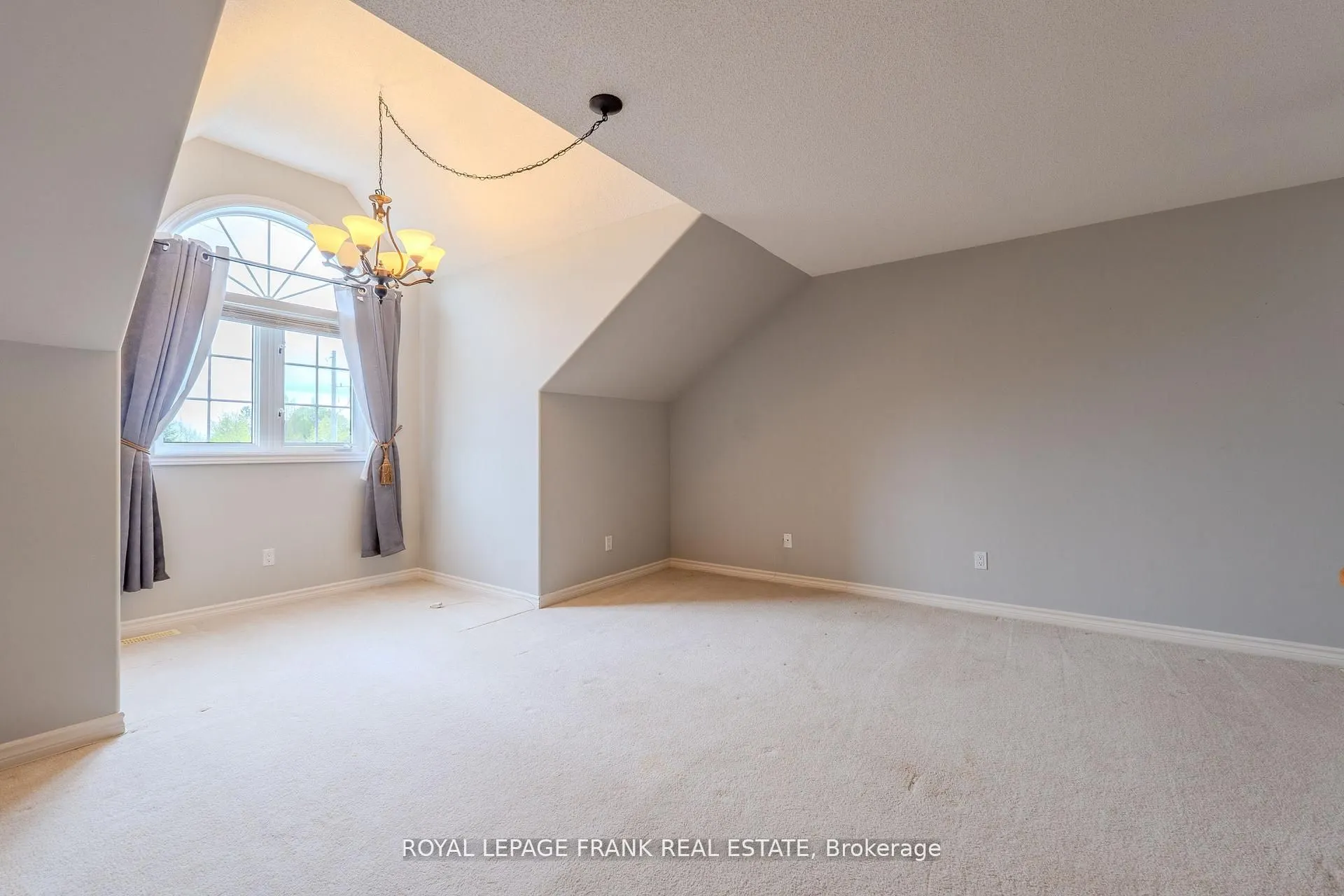 9 Eglington Street, #16