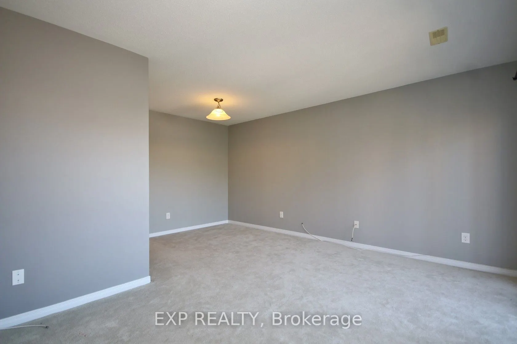 162 Urbancrest Private
