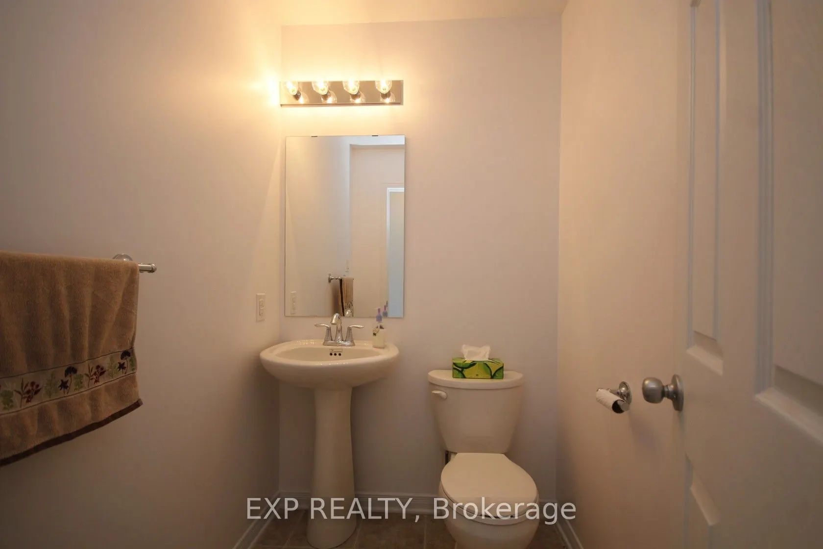 162 Urbancrest Private