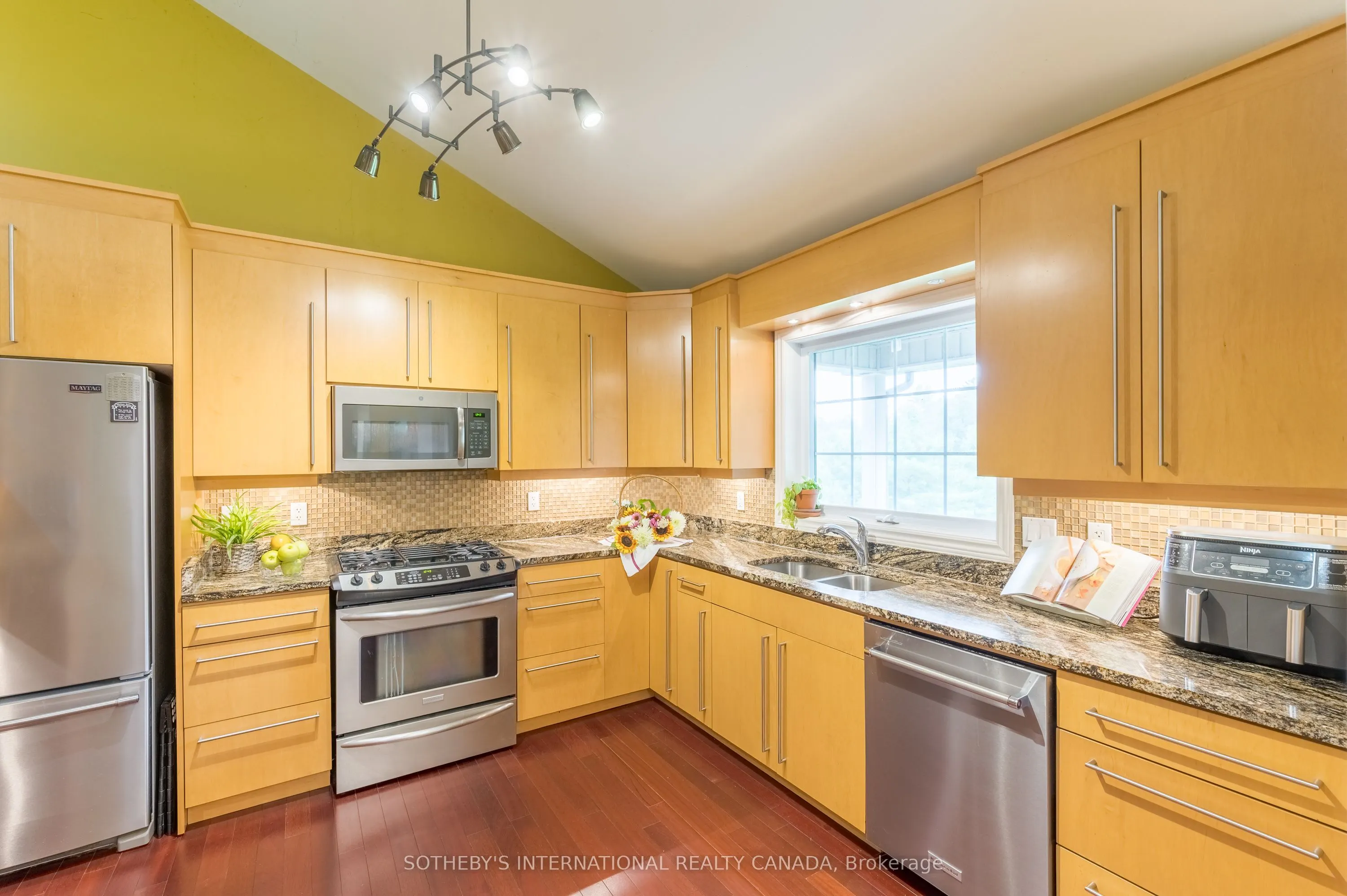 72 Campbell Road