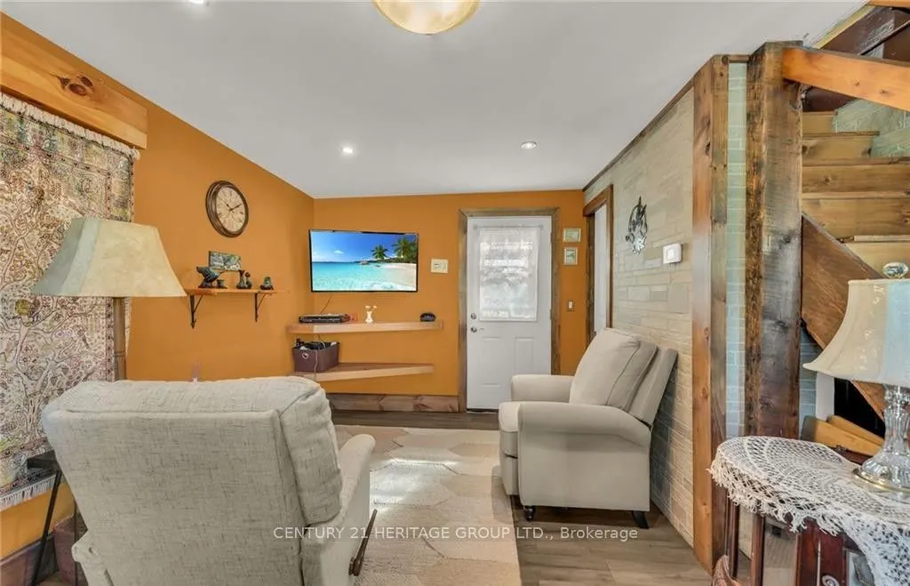 35 Canal Bank Road