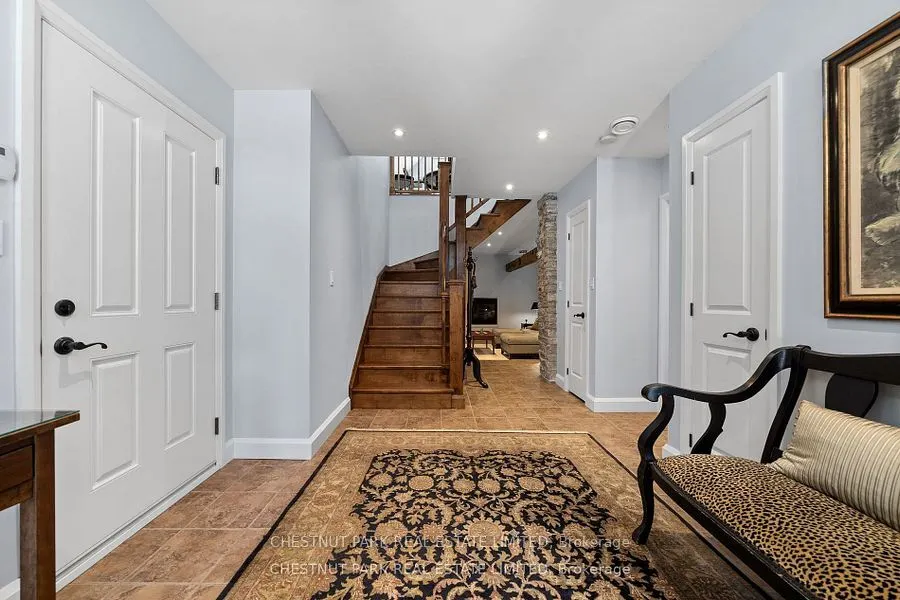 4 Bridge Street, #7