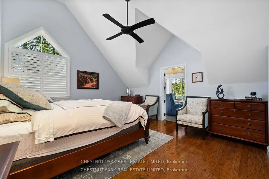 4 Bridge Street, #7