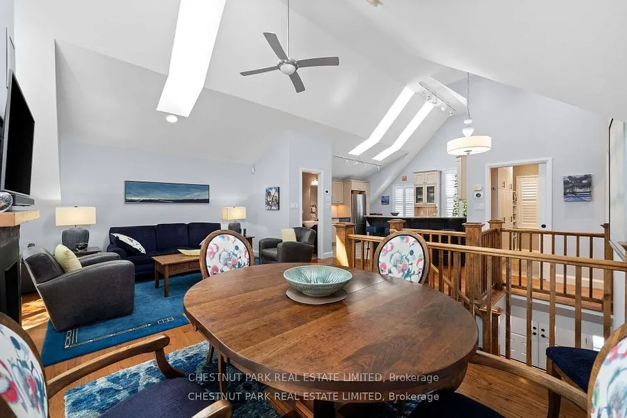 4 Bridge Street, #7