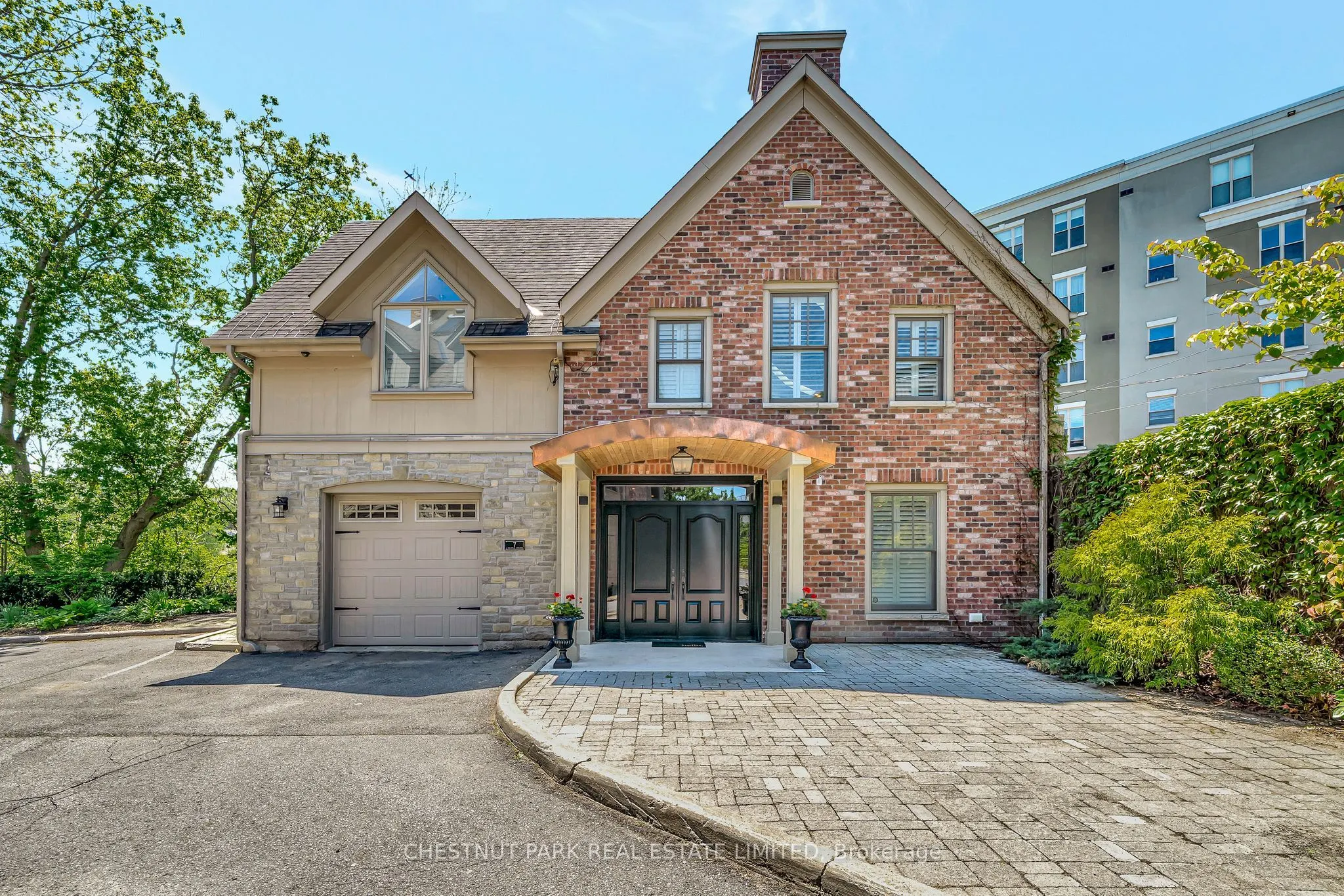 4 Bridge Street, #7