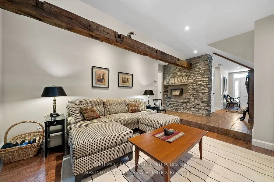 4 Bridge Street, #7