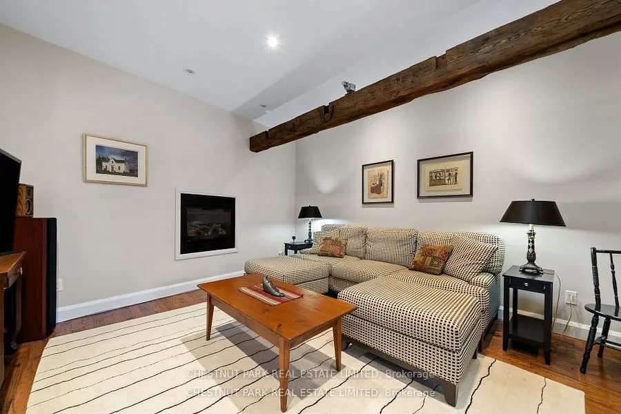 4 Bridge Street, #7