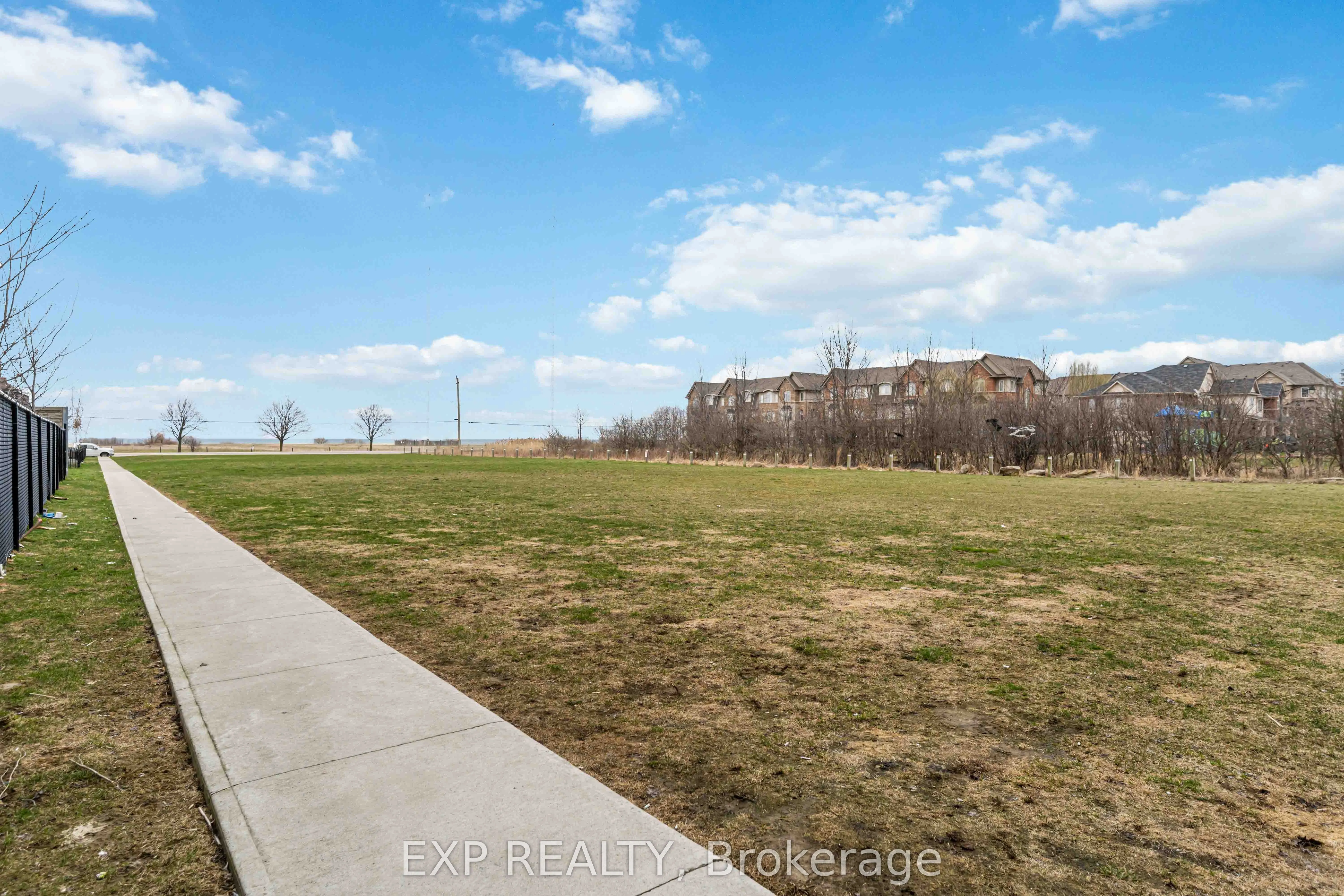 550 North Service Road, #807