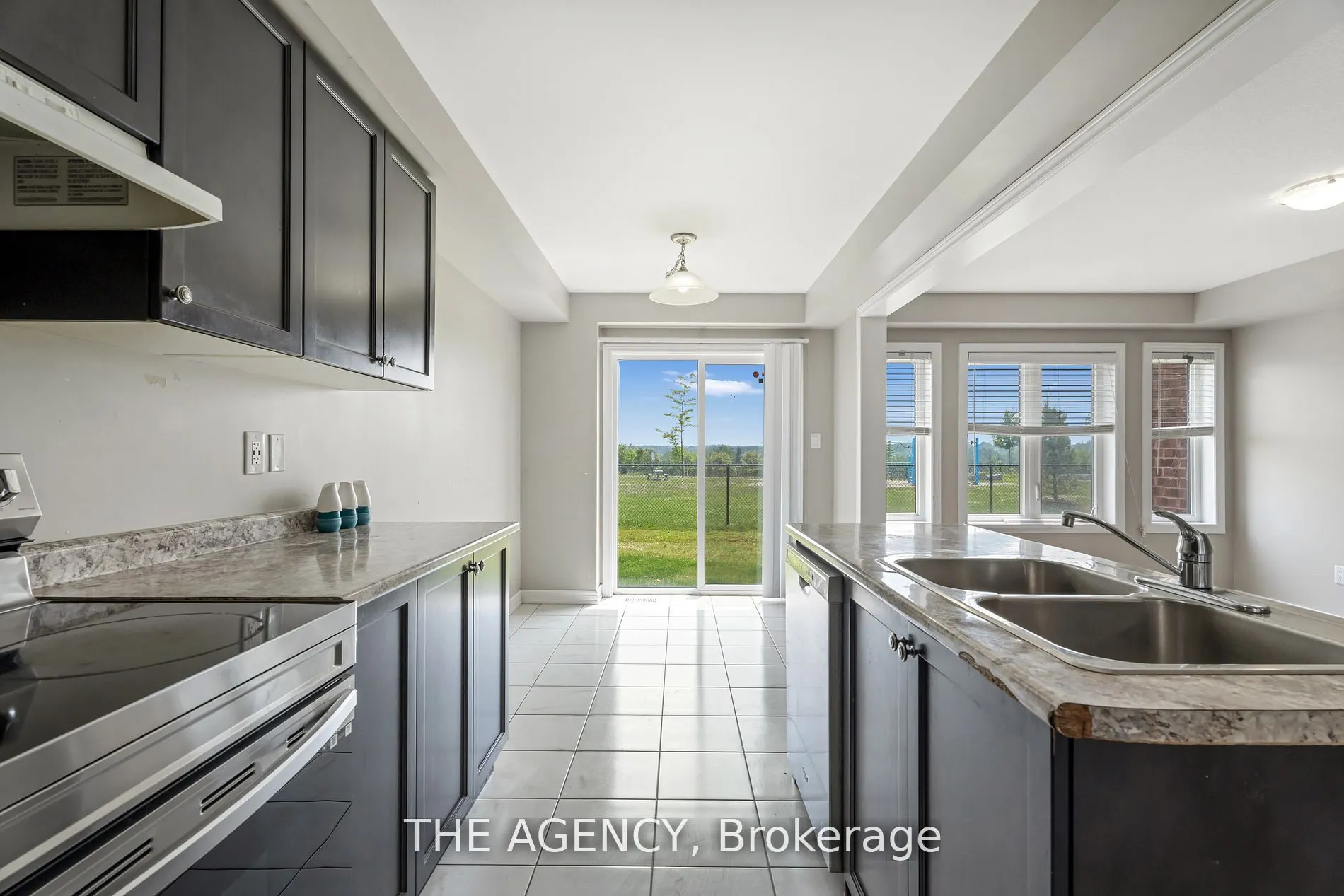 570 LINDEN Drive, #42