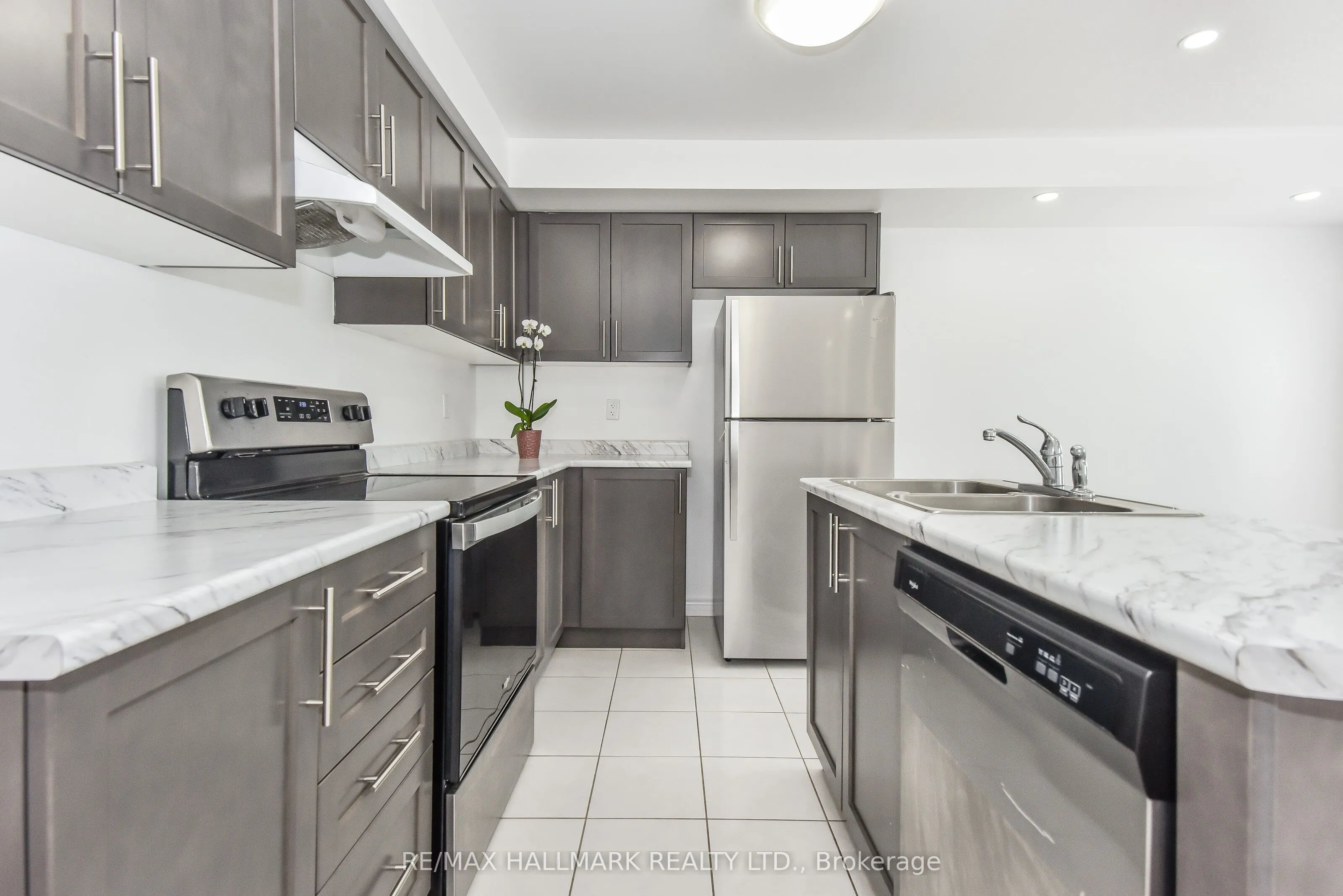 740 Linden Drive, #14