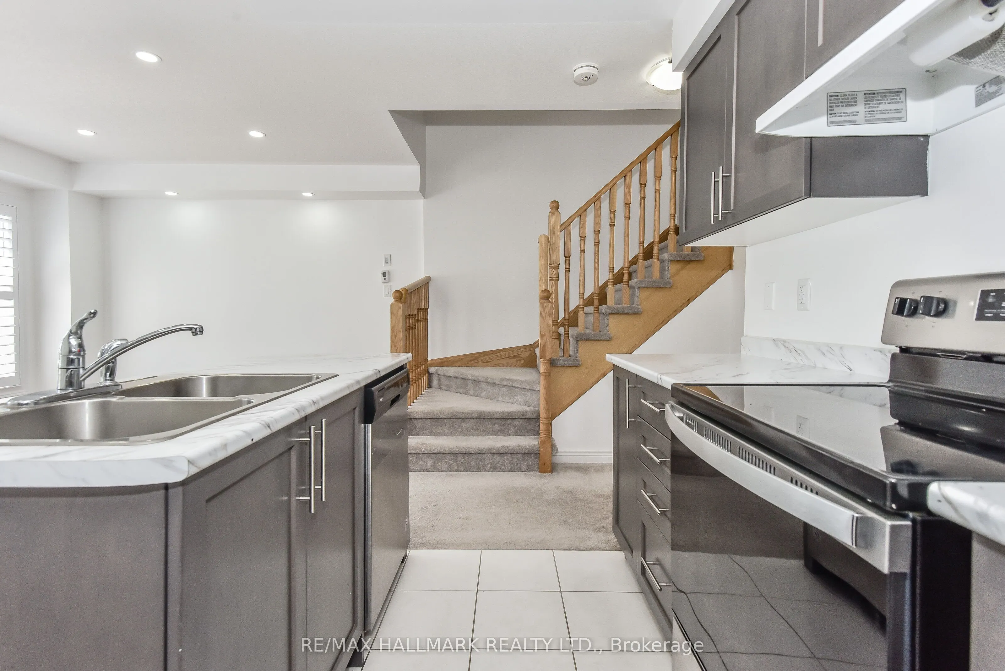 740 Linden Drive, #14