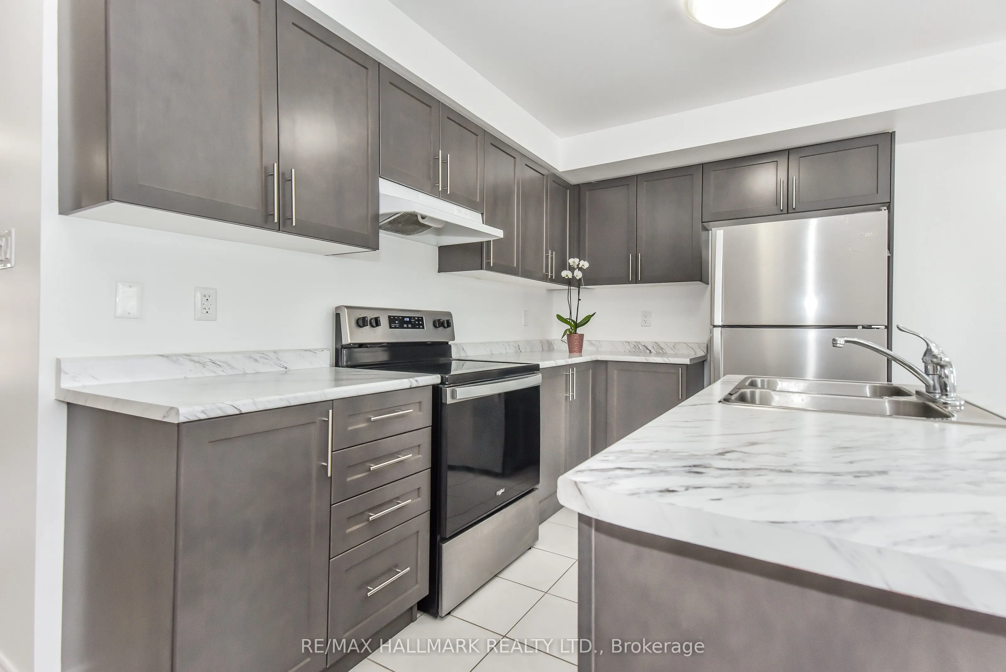 740 Linden Drive, #14