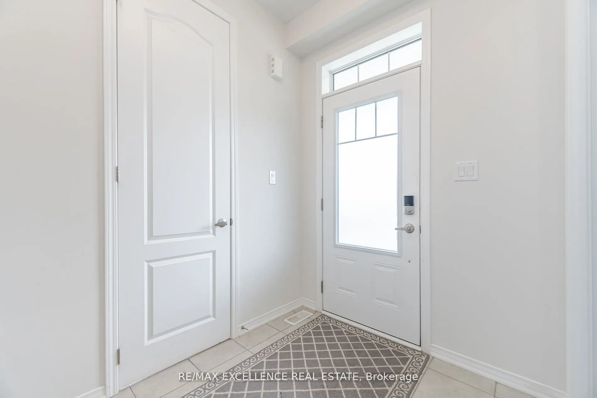 53 Oaktree Drive
