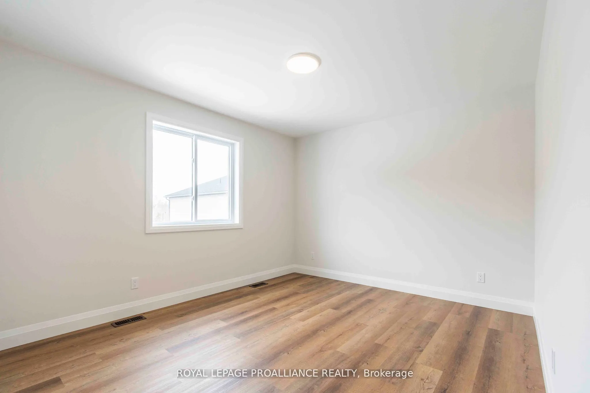 78 Stirling Crescent